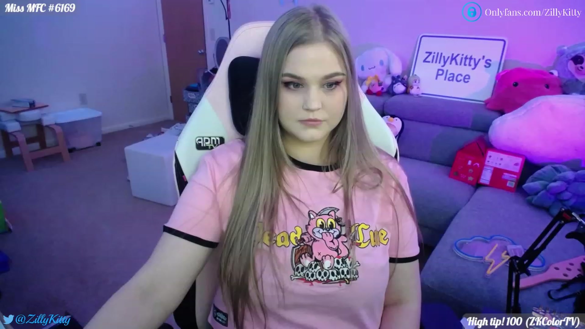 Gallery image thumbnail from ZillyKitty's myfreecams stream on, 01/06/2023, 24:11 image 12 of 20