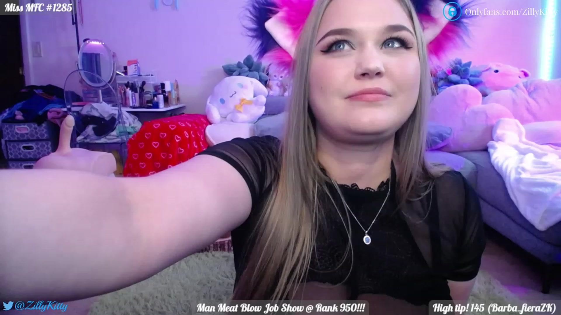 Gallery image thumbnail from ZillyKitty's myfreecams stream on, 01/31/2023, 23:08 image 8 of 20