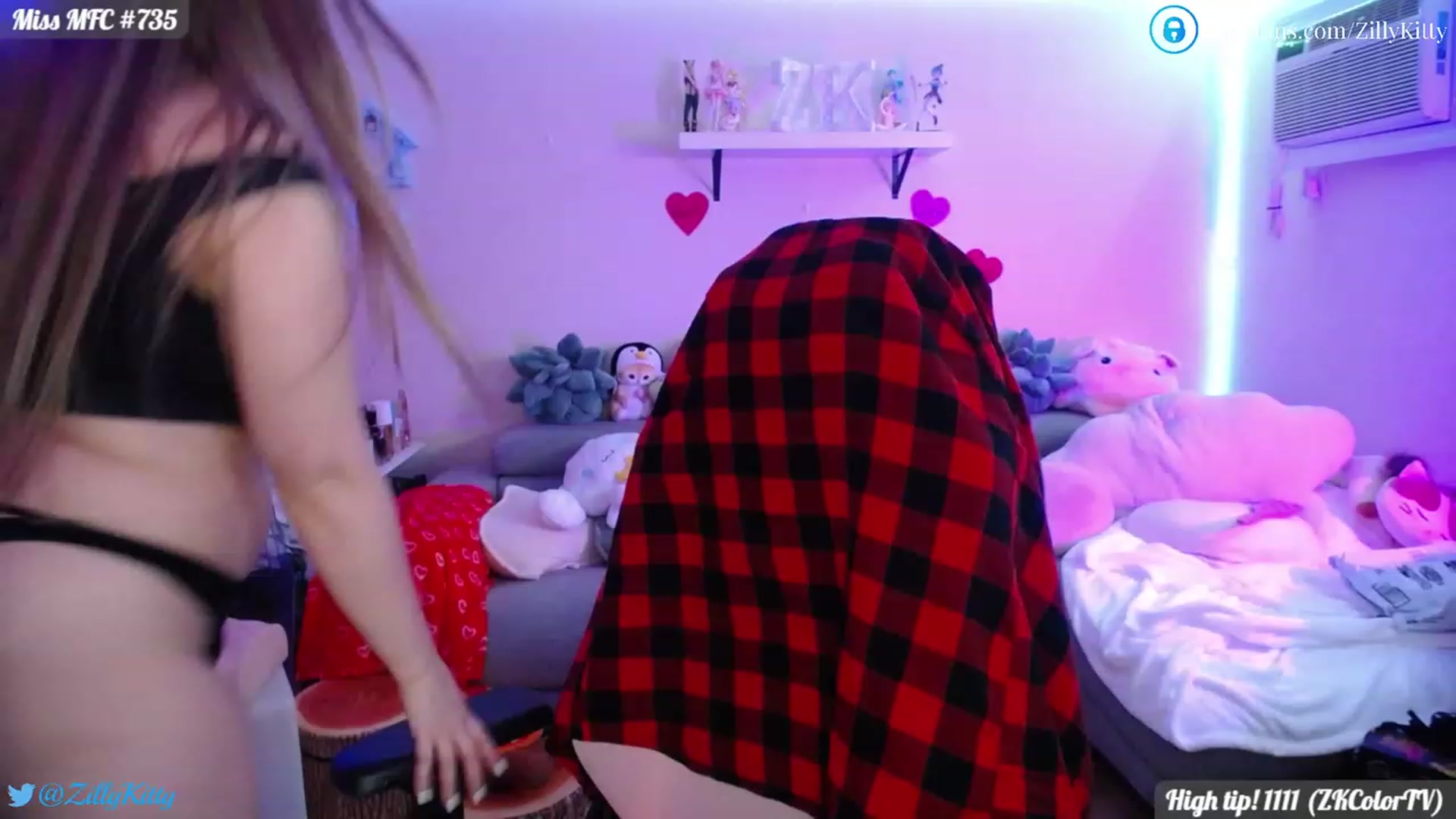 Gallery image thumbnail from ZillyKitty's myfreecams stream on, 02/03/2023, 01:00 image 7 of 20