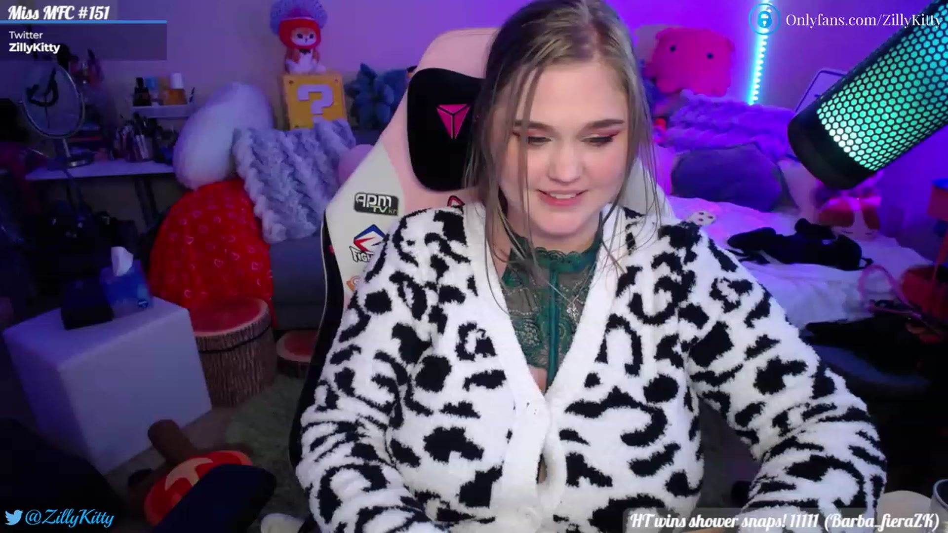 Gallery image thumbnail from ZillyKitty's myfreecams stream on, 03/11/2023, 02:55 image 20 of 20