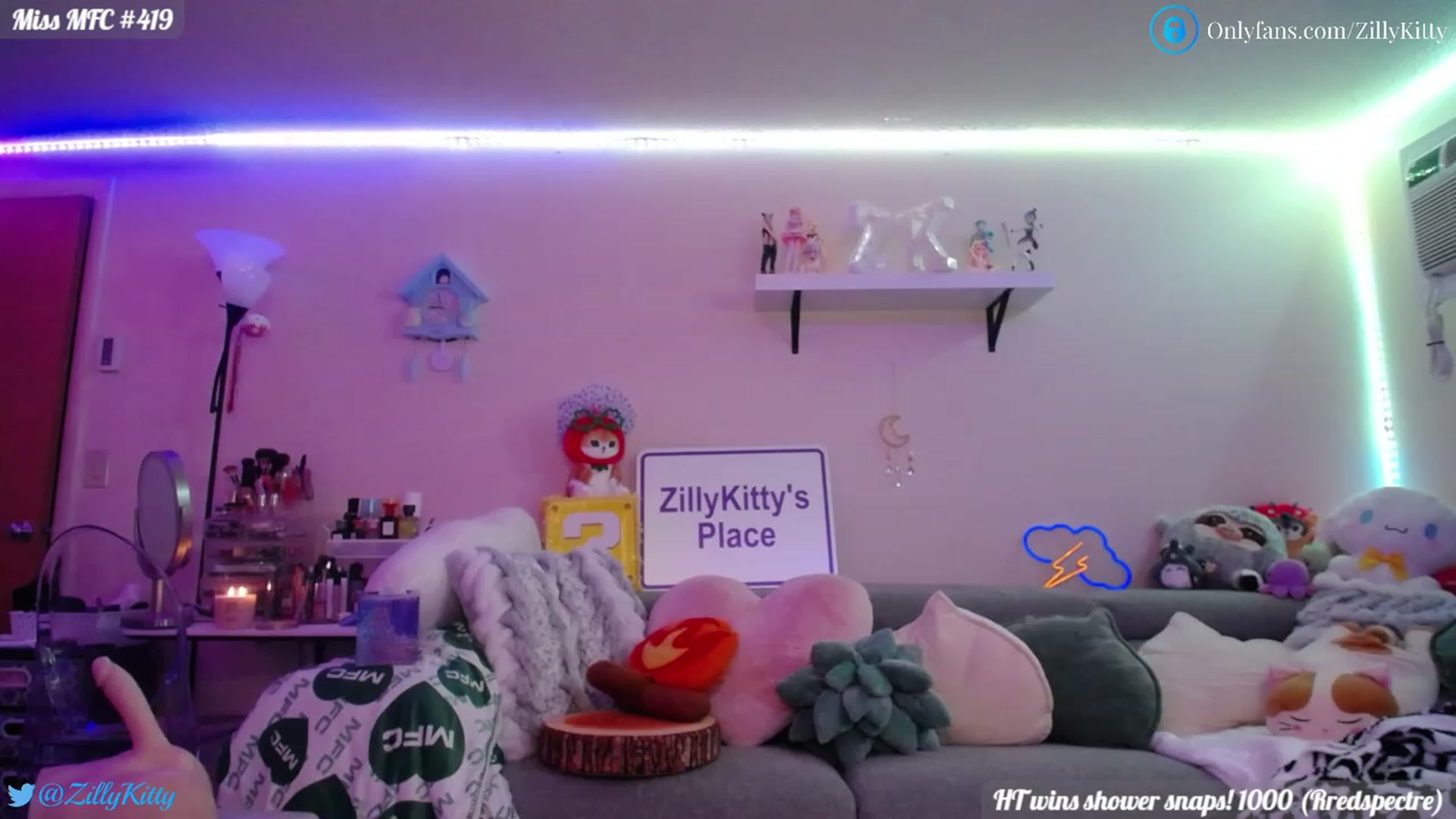 Gallery image thumbnail from ZillyKitty's myfreecams stream on, 04/01/2023, 02:19 image 12 of 20