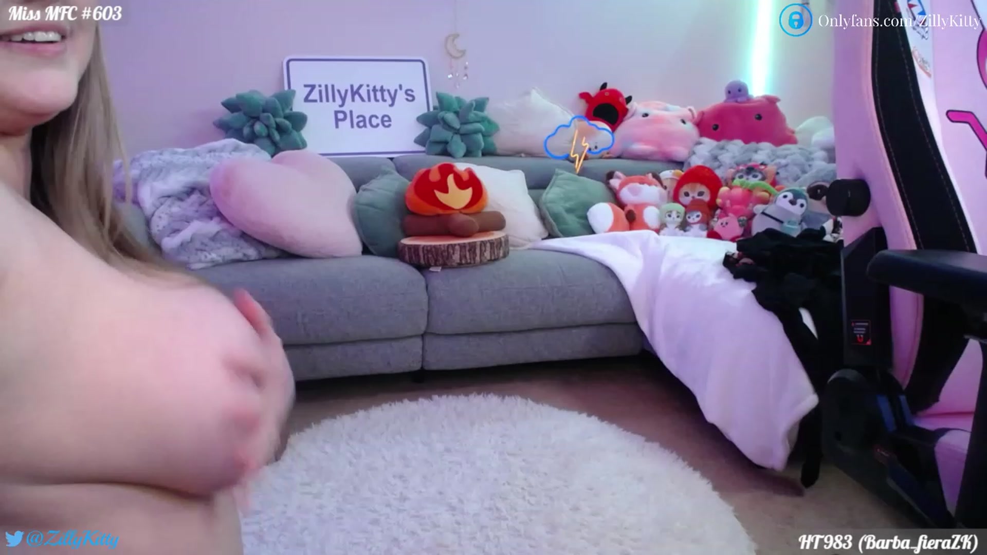 Gallery image thumbnail from ZillyKitty's myfreecams stream on, 04/06/2023, 01:33 image 18 of 20
