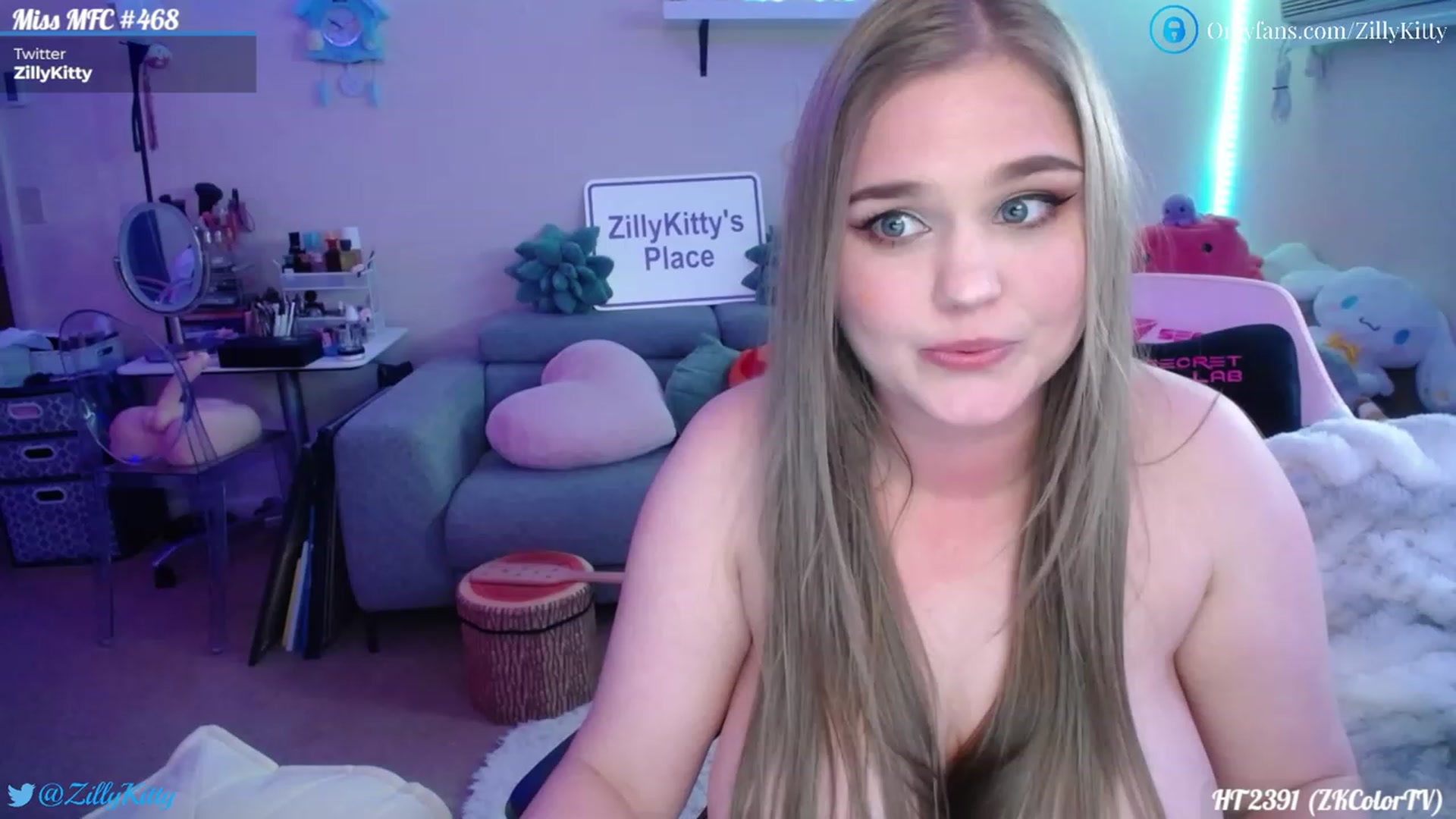 Gallery image thumbnail from ZillyKitty's myfreecams stream on, 04/06/2023, 02:59 image 8 of 20