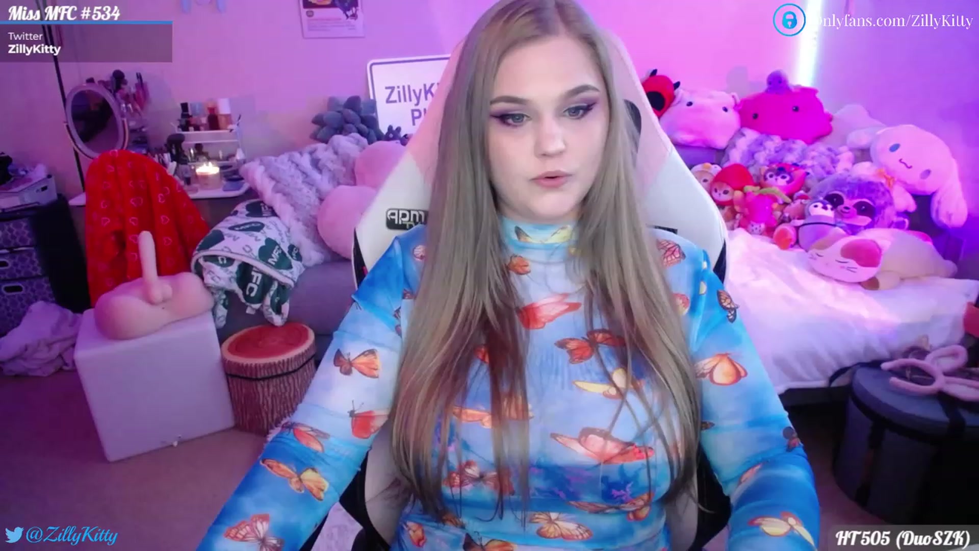 Gallery image thumbnail from ZillyKitty's myfreecams stream on, 04/12/2023, 22:36 image 9 of 20