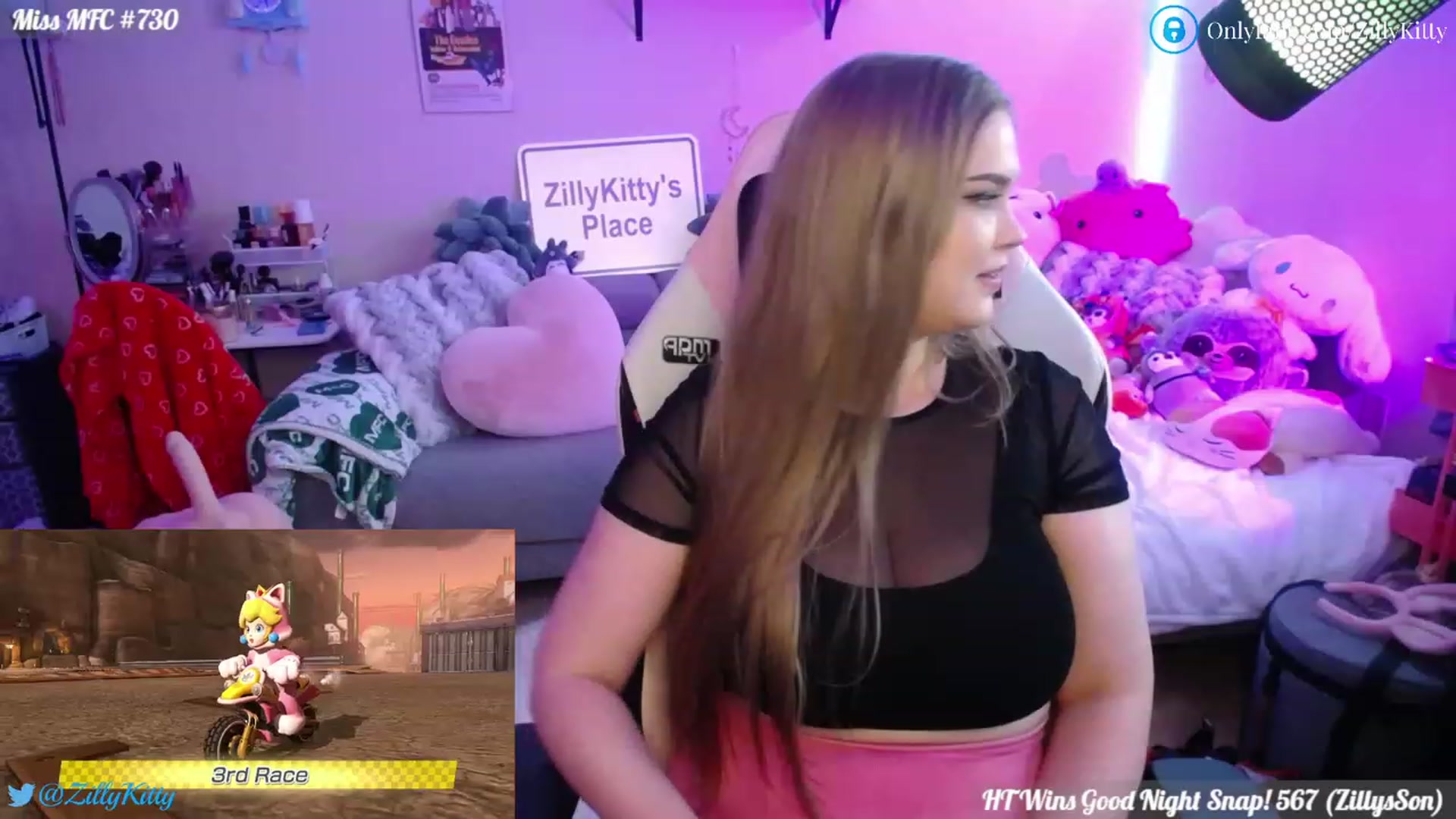 Gallery image thumbnail from ZillyKitty's myfreecams stream on, 04/15/2023, 23:07 image 4 of 20