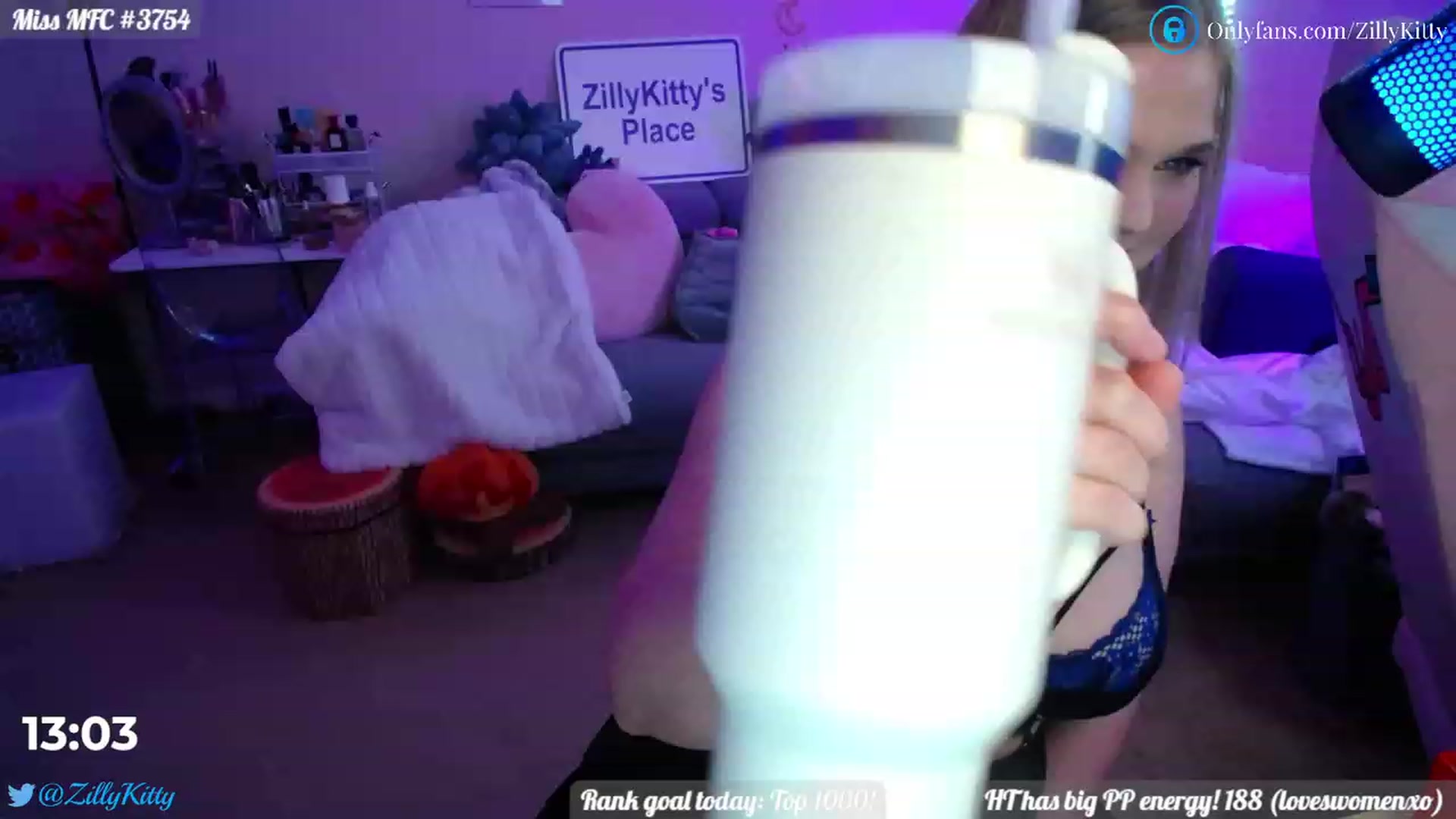 Gallery image thumbnail from ZillyKitty's myfreecams stream on, 05/23/2023, 23:10 image 18 of 20