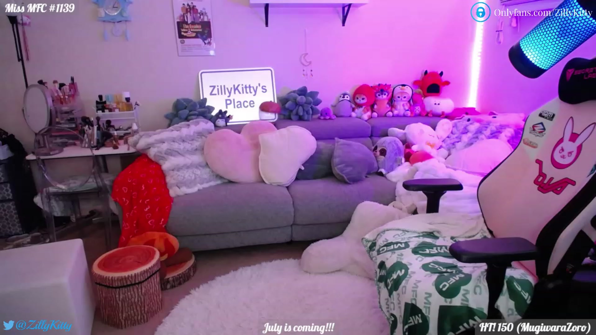 Gallery image thumbnail from ZillyKitty's myfreecams stream on, 06/29/2023, 21:01 image 11 of 20