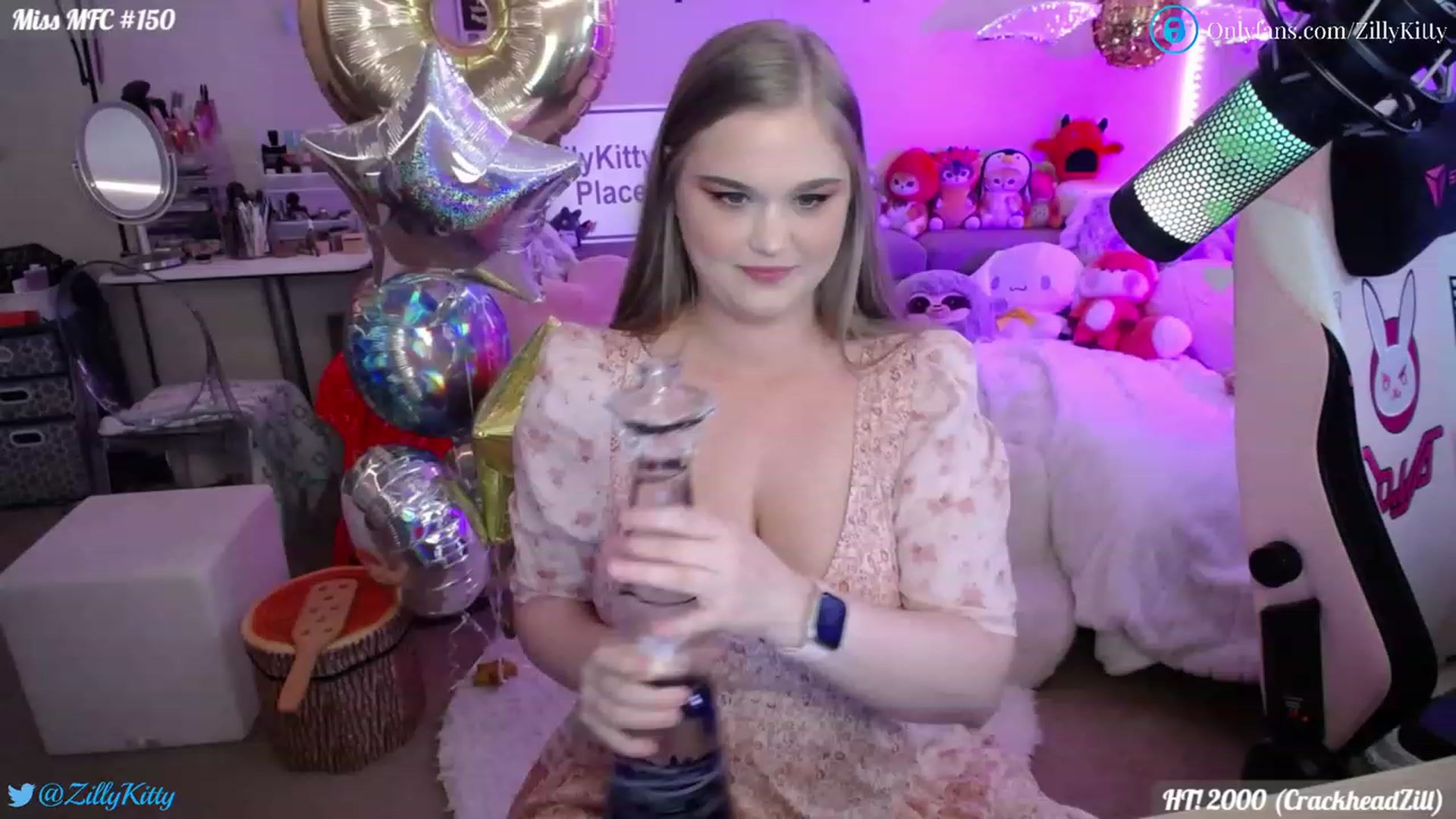 Gallery image thumbnail from ZillyKitty's myfreecams stream on, 07/01/2023, 19:30 image 9 of 20