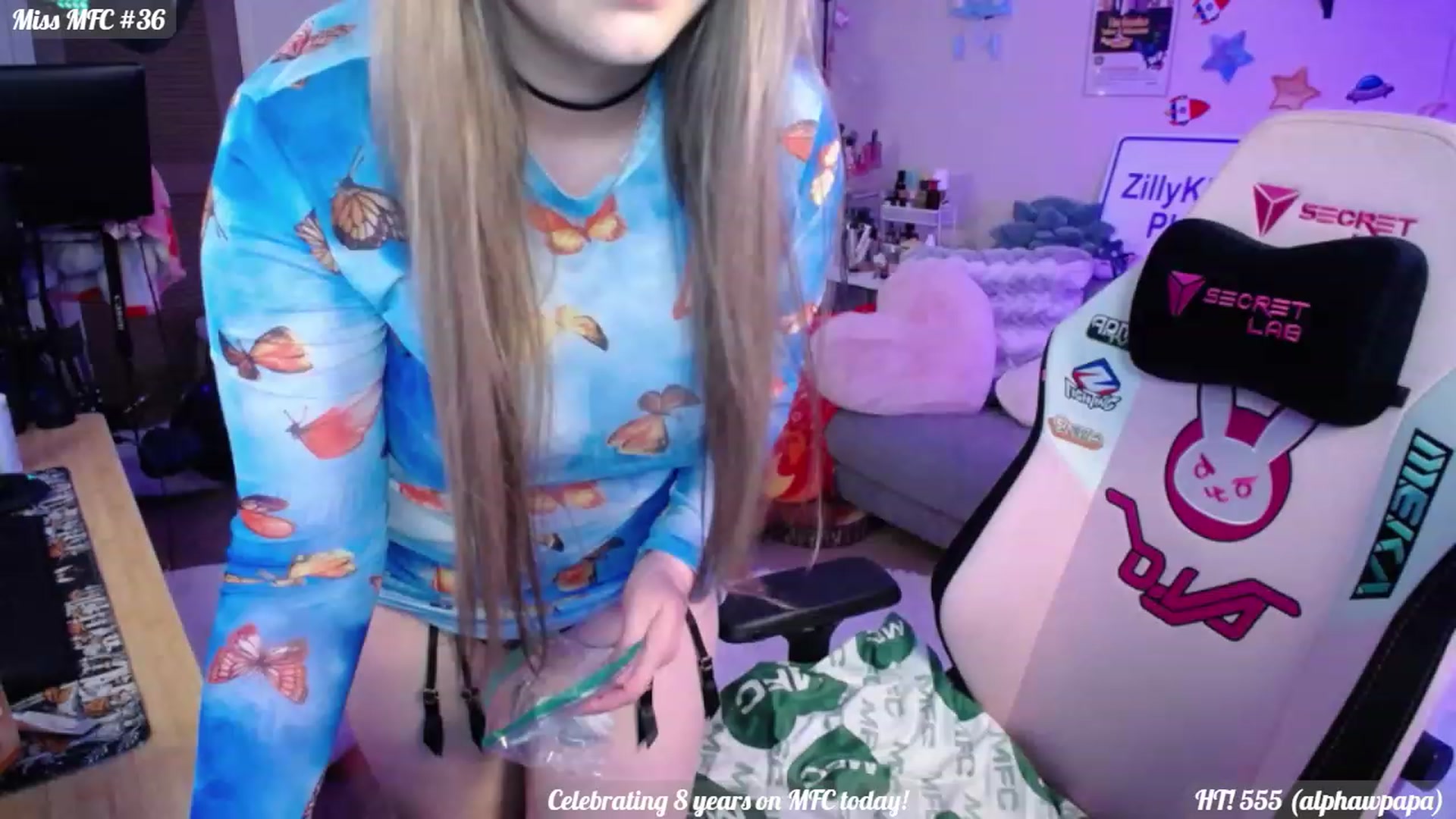 Gallery image thumbnail from ZillyKitty's myfreecams stream on, 07/03/2023, 20:06 image 13 of 20