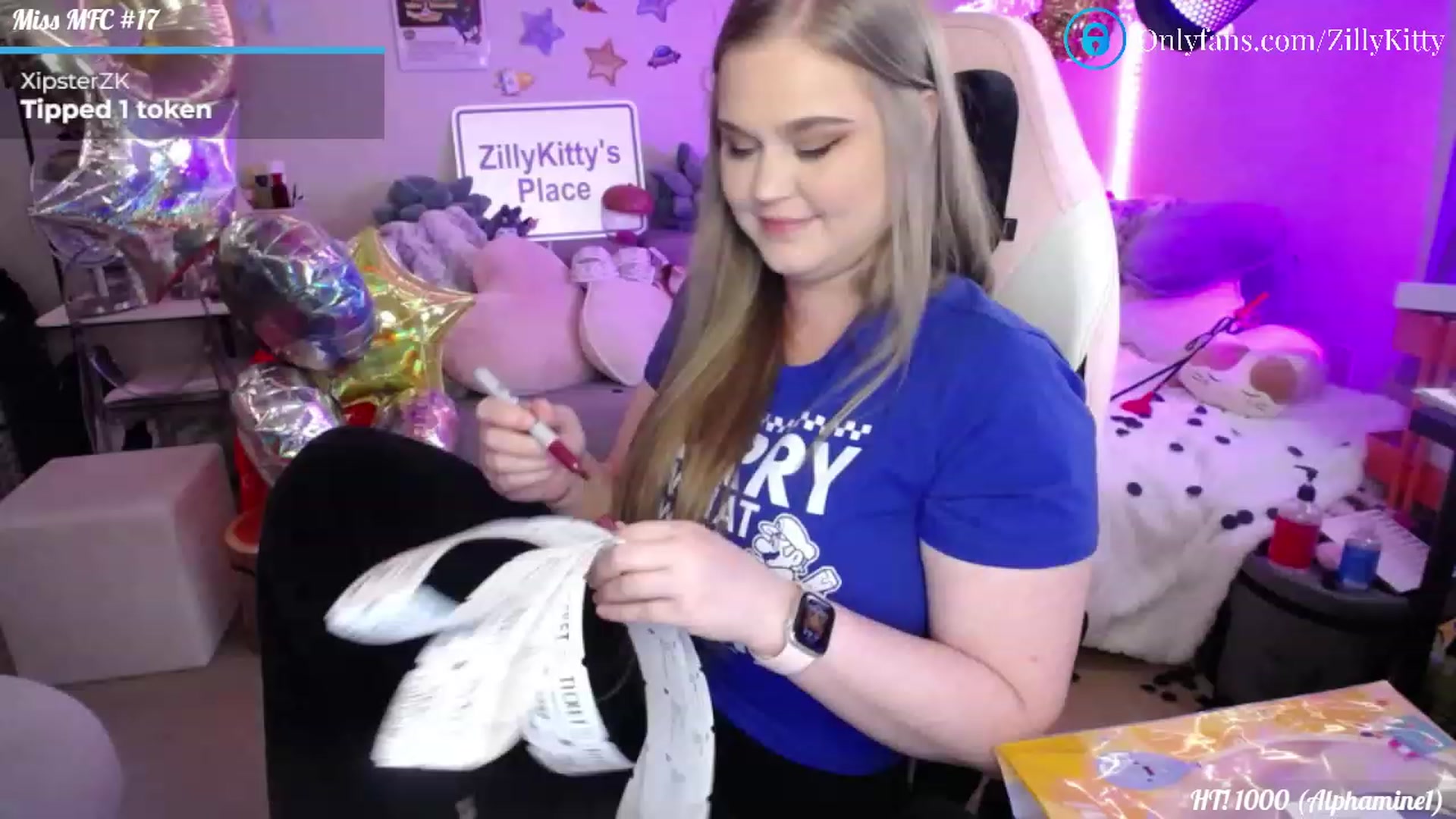 Gallery image thumbnail from ZillyKitty's myfreecams stream on, 07/04/2023, 21:07 image 8 of 20