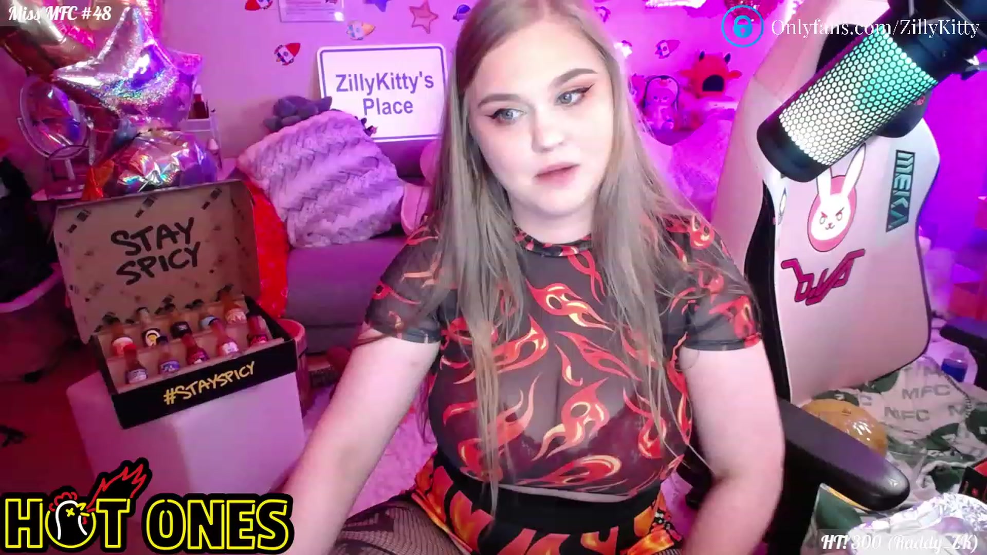 Gallery image thumbnail from ZillyKitty's myfreecams stream on, 07/07/2023, 22:58 image 9 of 20