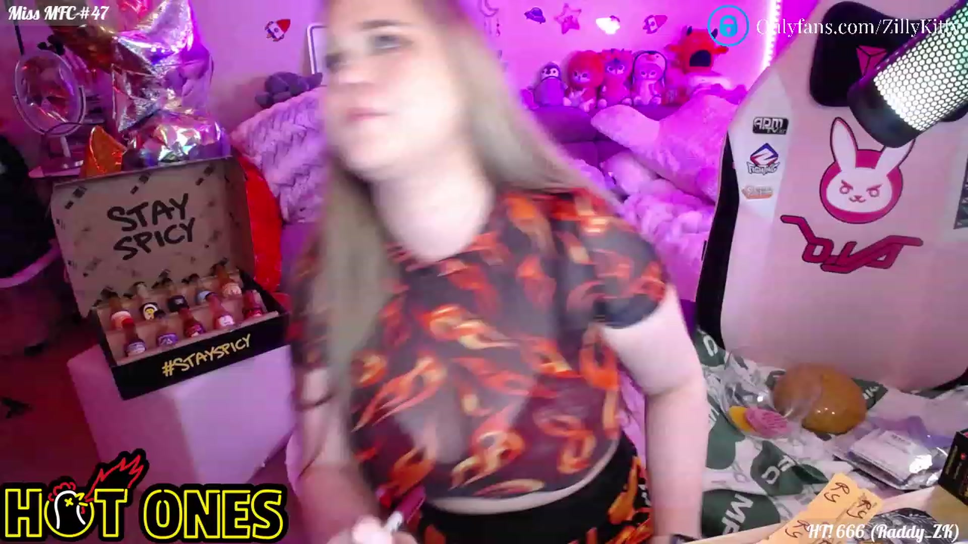 Gallery image thumbnail from ZillyKitty's myfreecams stream on, 07/07/2023, 22:58 image 13 of 20