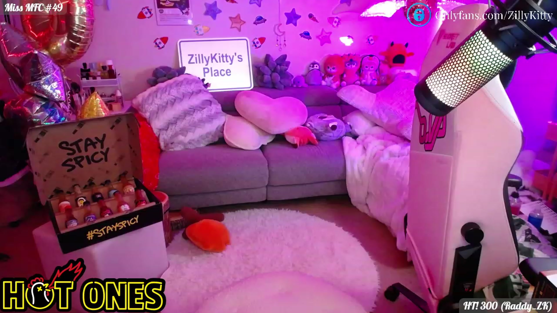 Gallery image thumbnail from ZillyKitty's myfreecams stream on, 07/07/2023, 22:58 image 6 of 20