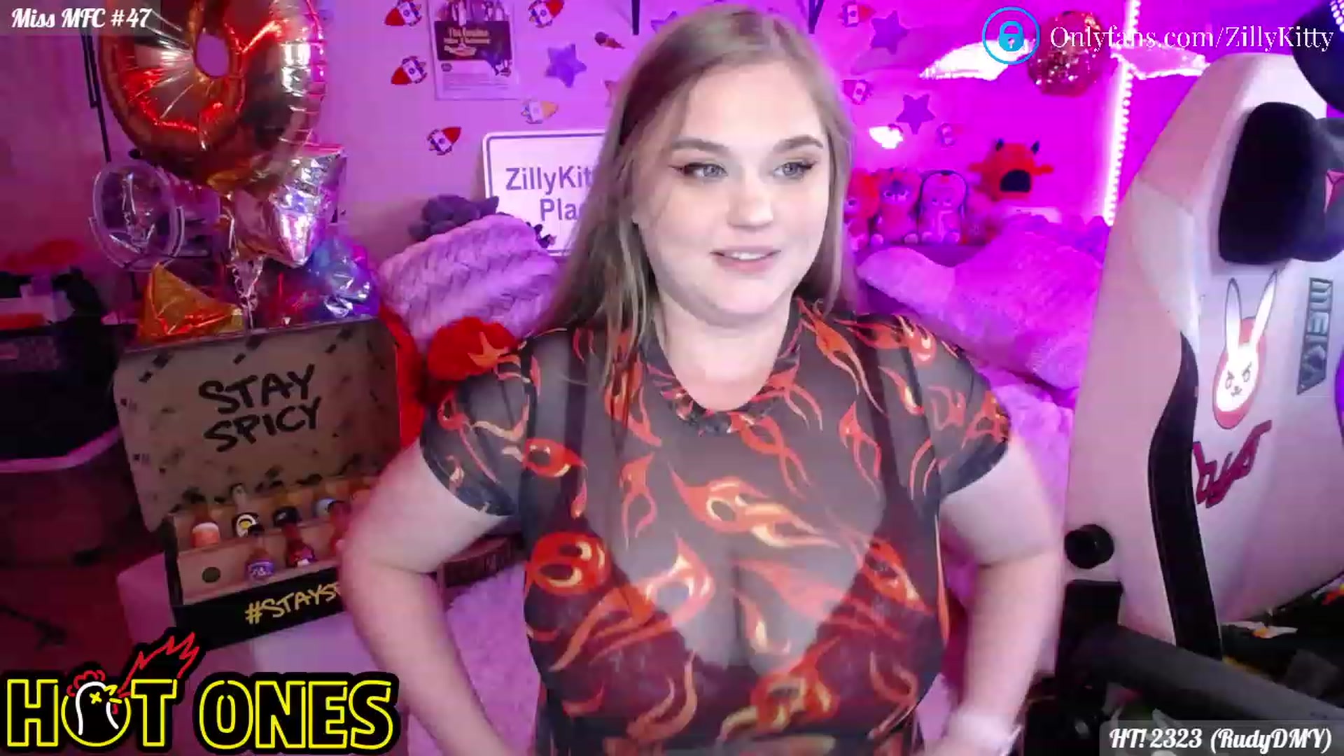 Gallery image thumbnail from ZillyKitty's myfreecams stream on, 07/08/2023, 24:01 image 19 of 20