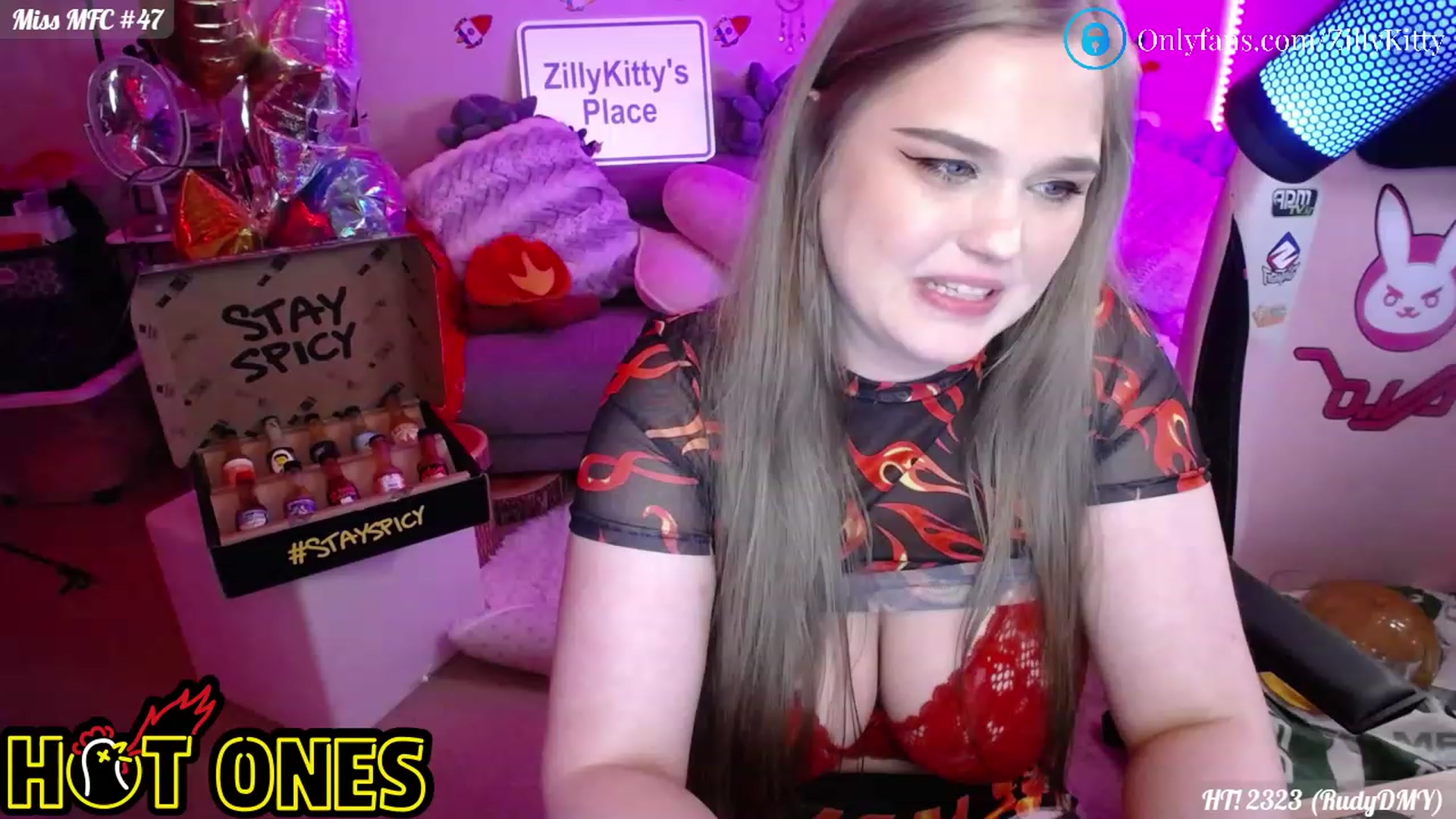 Gallery image thumbnail from ZillyKitty's myfreecams stream on, 07/08/2023, 24:01 image 11 of 20