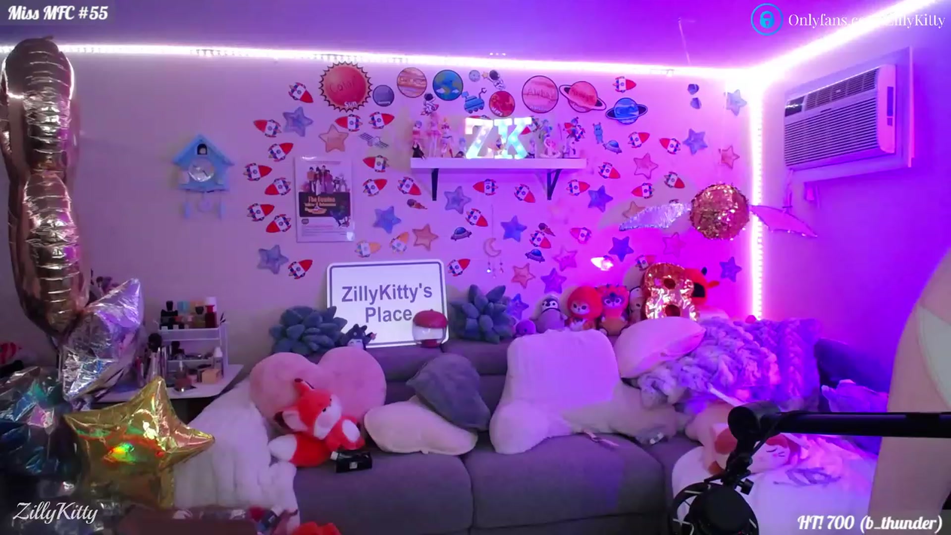 Gallery image thumbnail from ZillyKitty's myfreecams stream on, 07/10/2023, 23:24 image 13 of 20