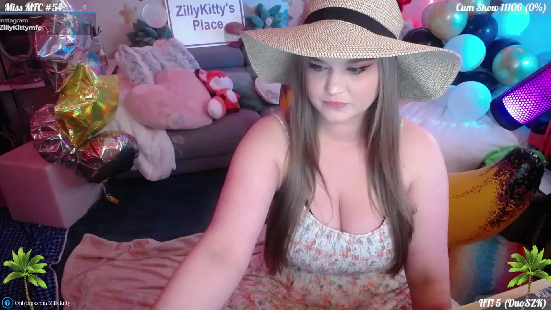Gallery image thumbnail from ZillyKitty's myfreecams stream on, 07/12/2023, 21:39 image 4 of 20