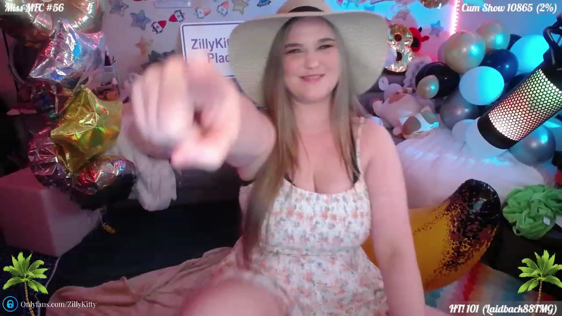 Gallery image thumbnail from ZillyKitty's myfreecams stream on, 07/12/2023, 22:44 image 18 of 20