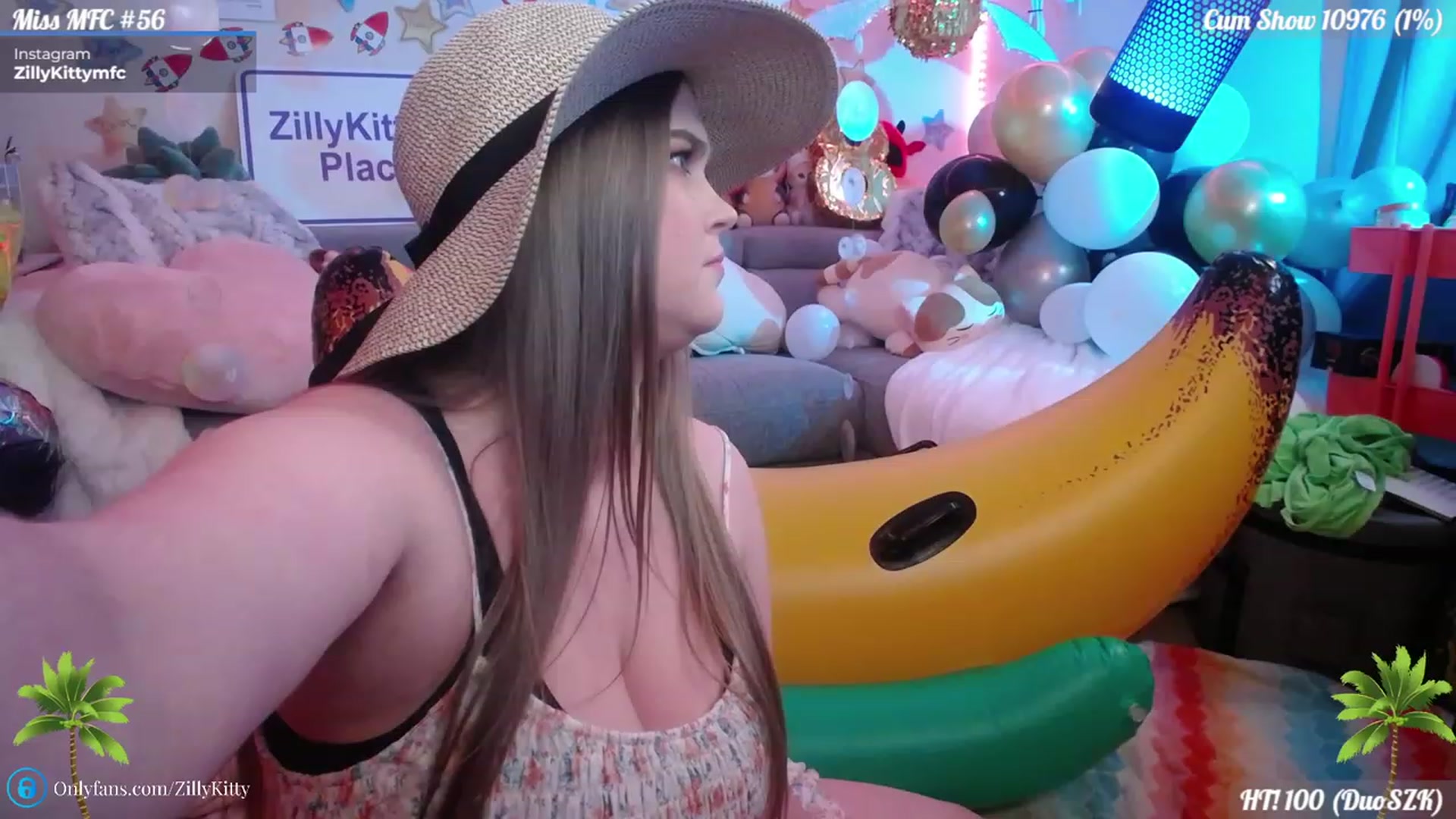 Gallery image thumbnail from ZillyKitty's myfreecams stream on, 07/12/2023, 22:44 image 13 of 20