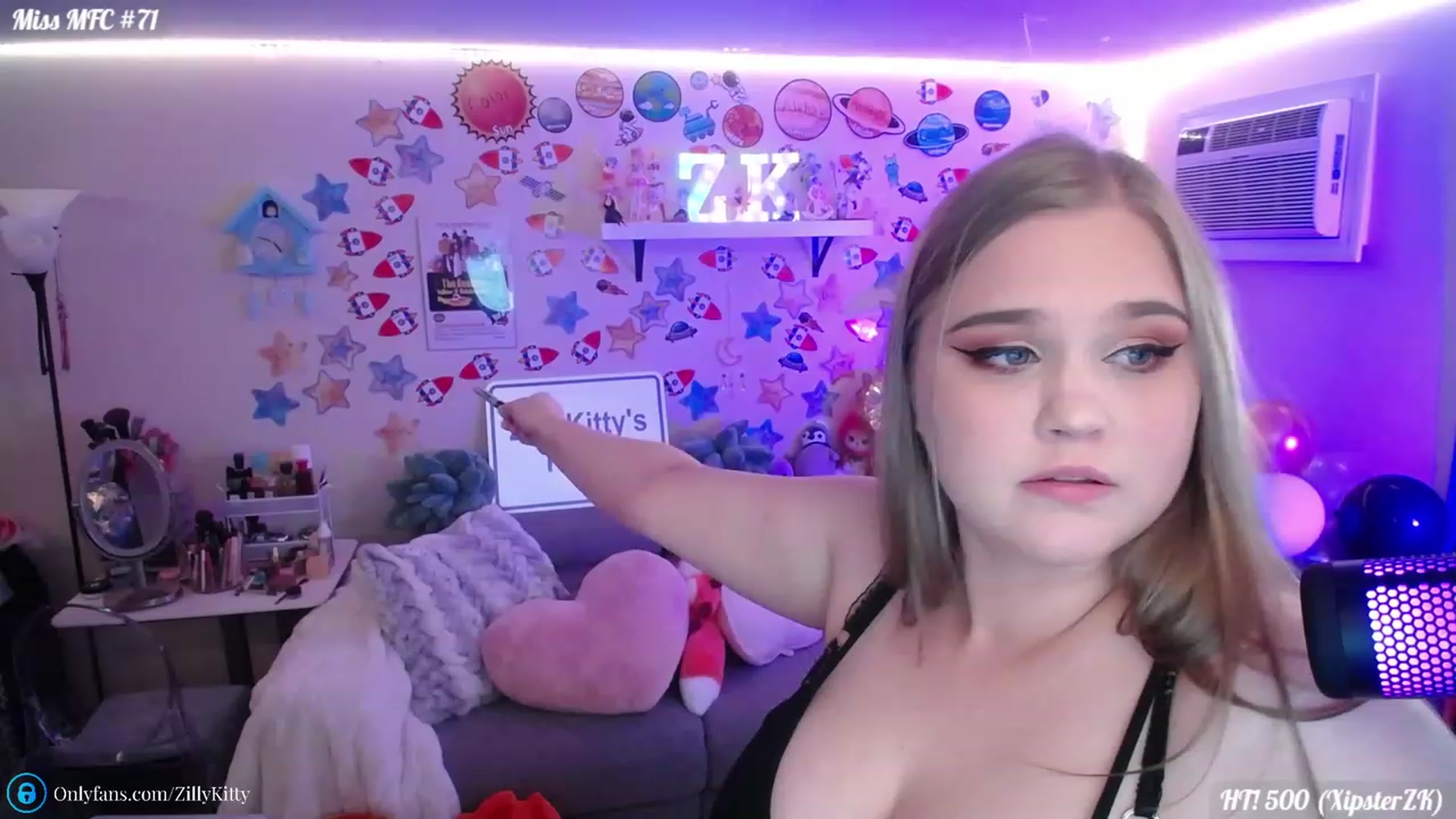 Gallery image thumbnail from ZillyKitty's myfreecams stream on, 07/14/2023, 22:58 image 9 of 20