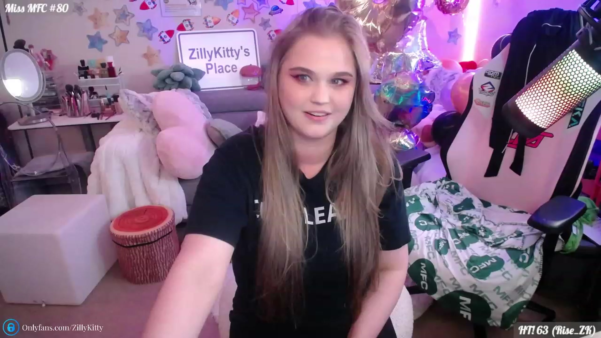 Gallery image thumbnail from ZillyKitty's myfreecams stream on, 07/15/2023, 21:07 image 12 of 20