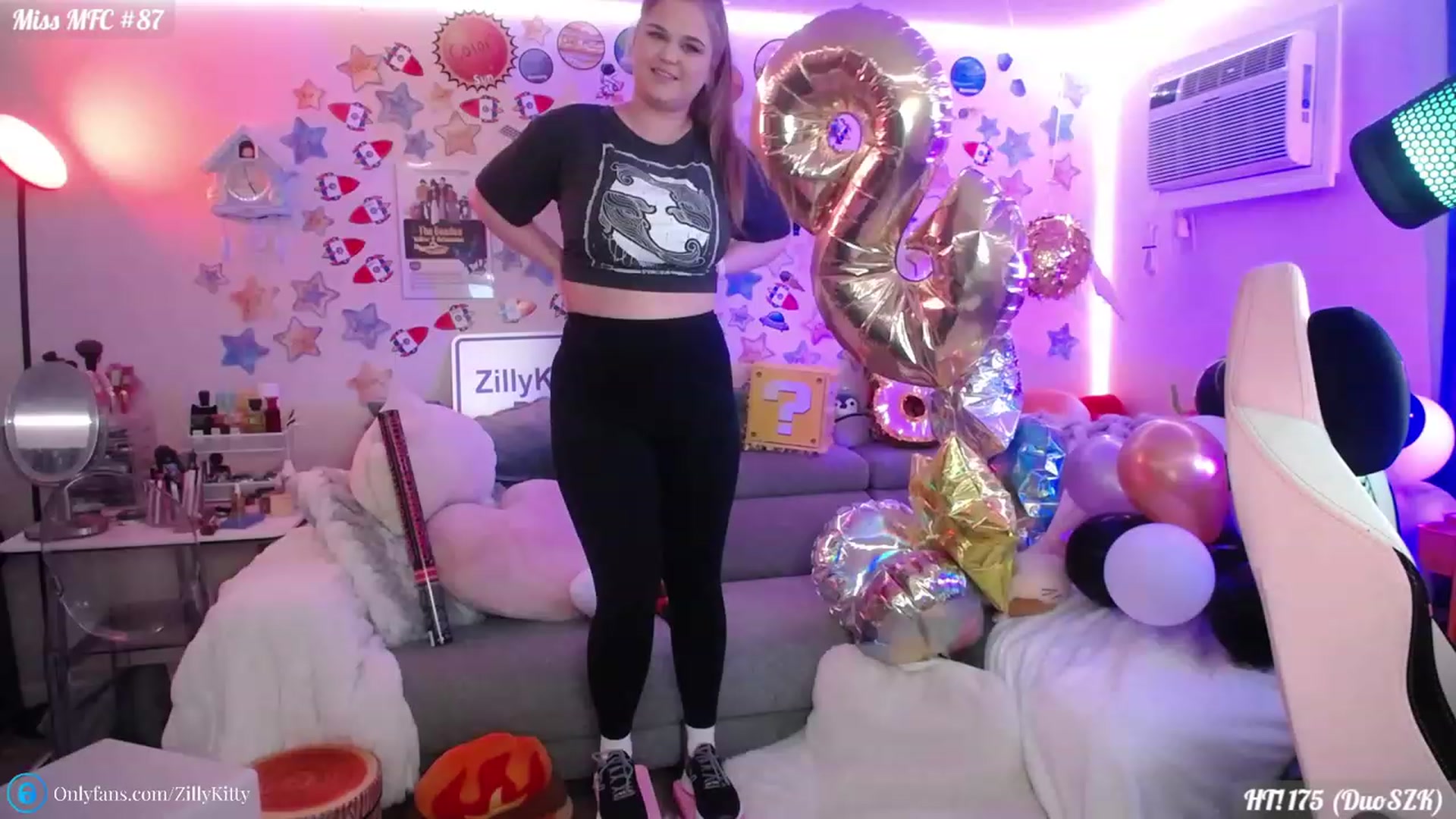 Gallery image thumbnail from ZillyKitty's myfreecams stream on, 07/17/2023, 22:09 image 15 of 20