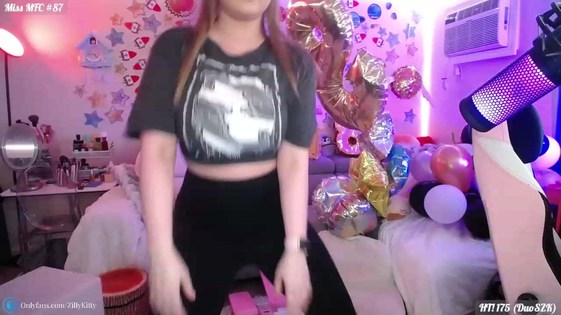 Gallery image thumbnail from ZillyKitty's myfreecams stream on, 07/17/2023, 22:09 image 5 of 20