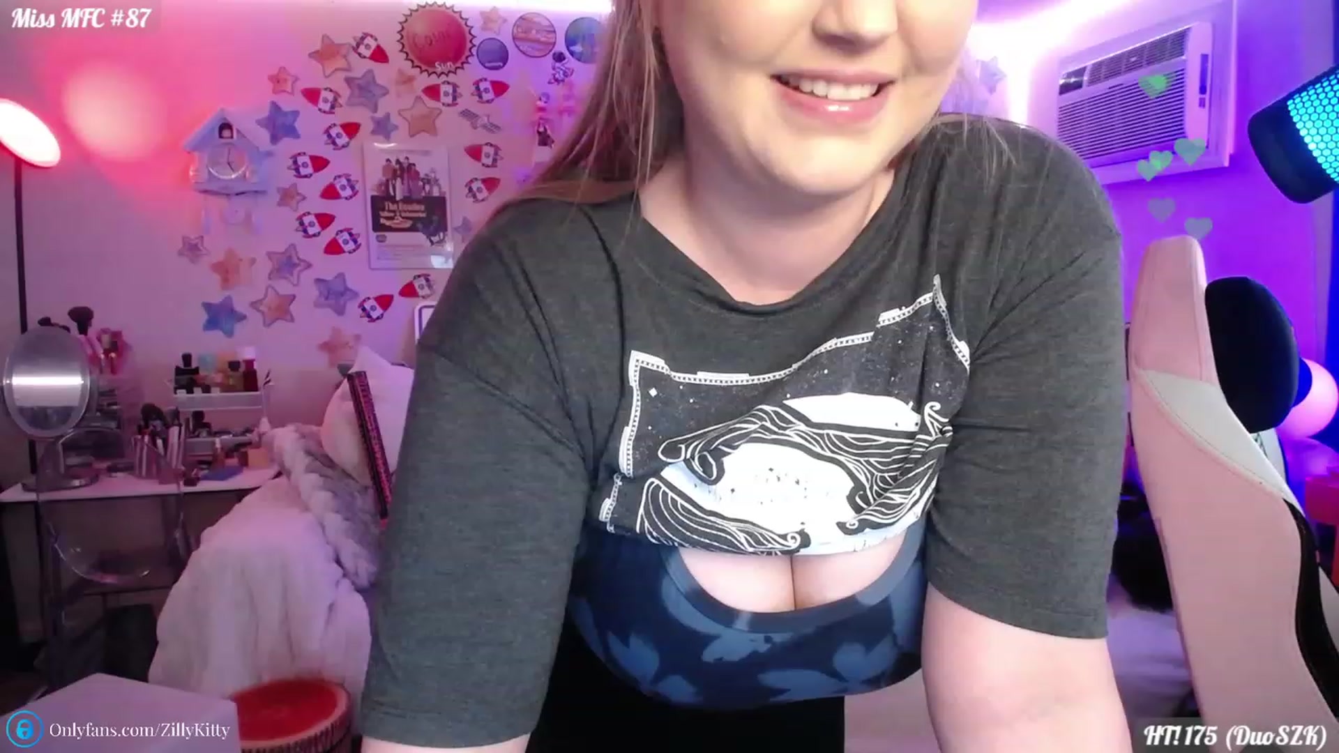 Gallery image thumbnail from ZillyKitty's myfreecams stream on, 07/17/2023, 22:09 image 18 of 20