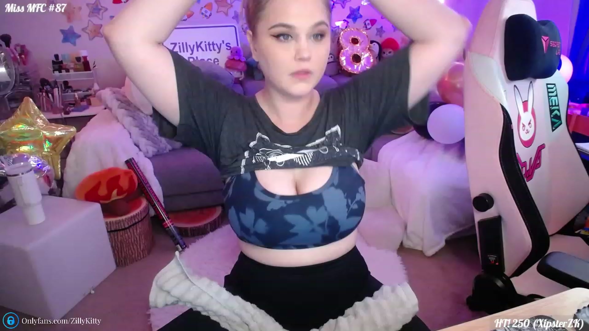 Gallery image thumbnail from ZillyKitty's myfreecams stream on, 07/18/2023, 24:03 image 8 of 20