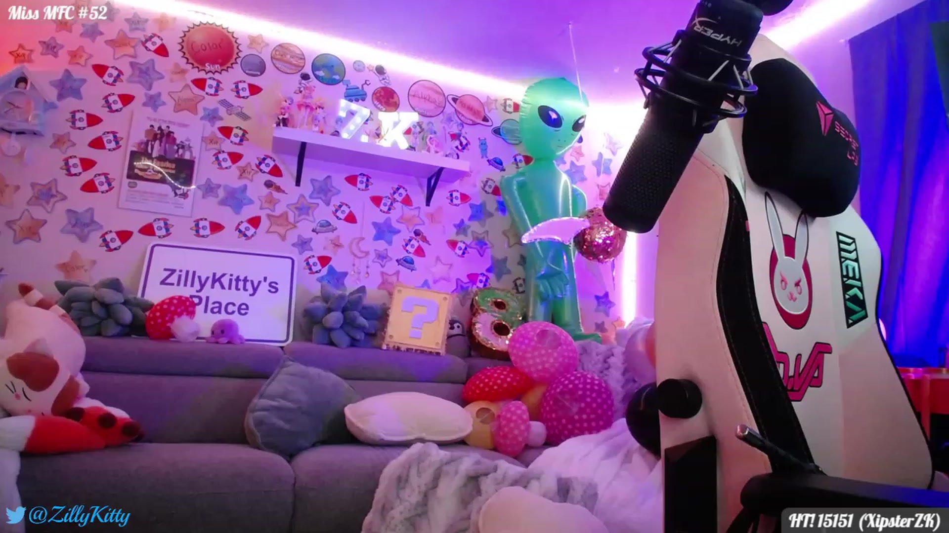 Gallery image thumbnail from ZillyKitty's myfreecams stream on, 07/22/2023, 02:44 image 18 of 20