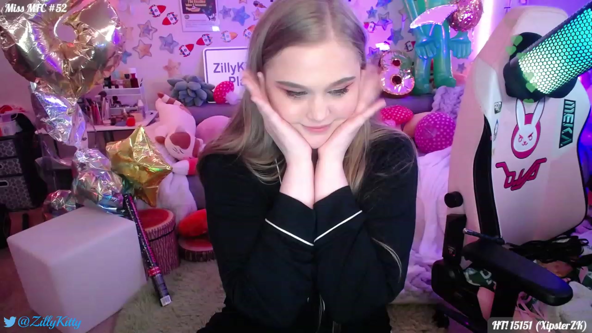Gallery image thumbnail from ZillyKitty's myfreecams stream on, 07/22/2023, 02:44 image 8 of 20