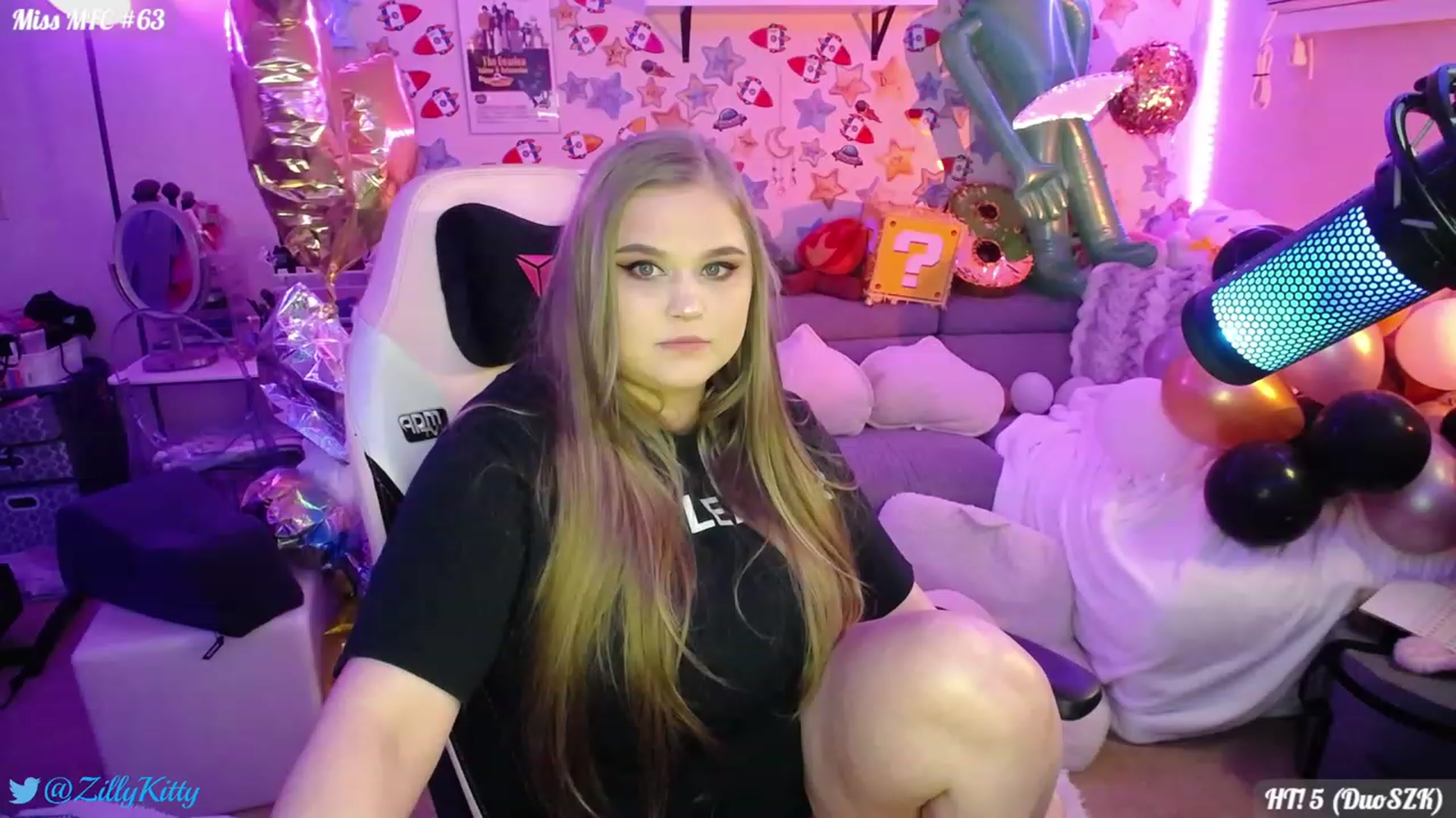 Gallery image thumbnail from ZillyKitty's myfreecams stream on, 07/29/2023, 22:08 image 8 of 20