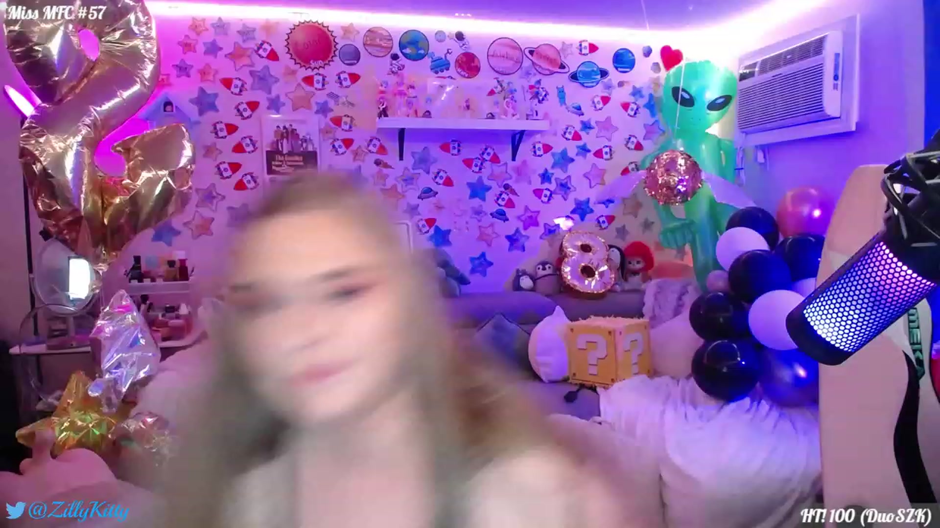 Gallery image thumbnail from ZillyKitty's myfreecams stream on, 07/31/2023, 21:28 image 9 of 20