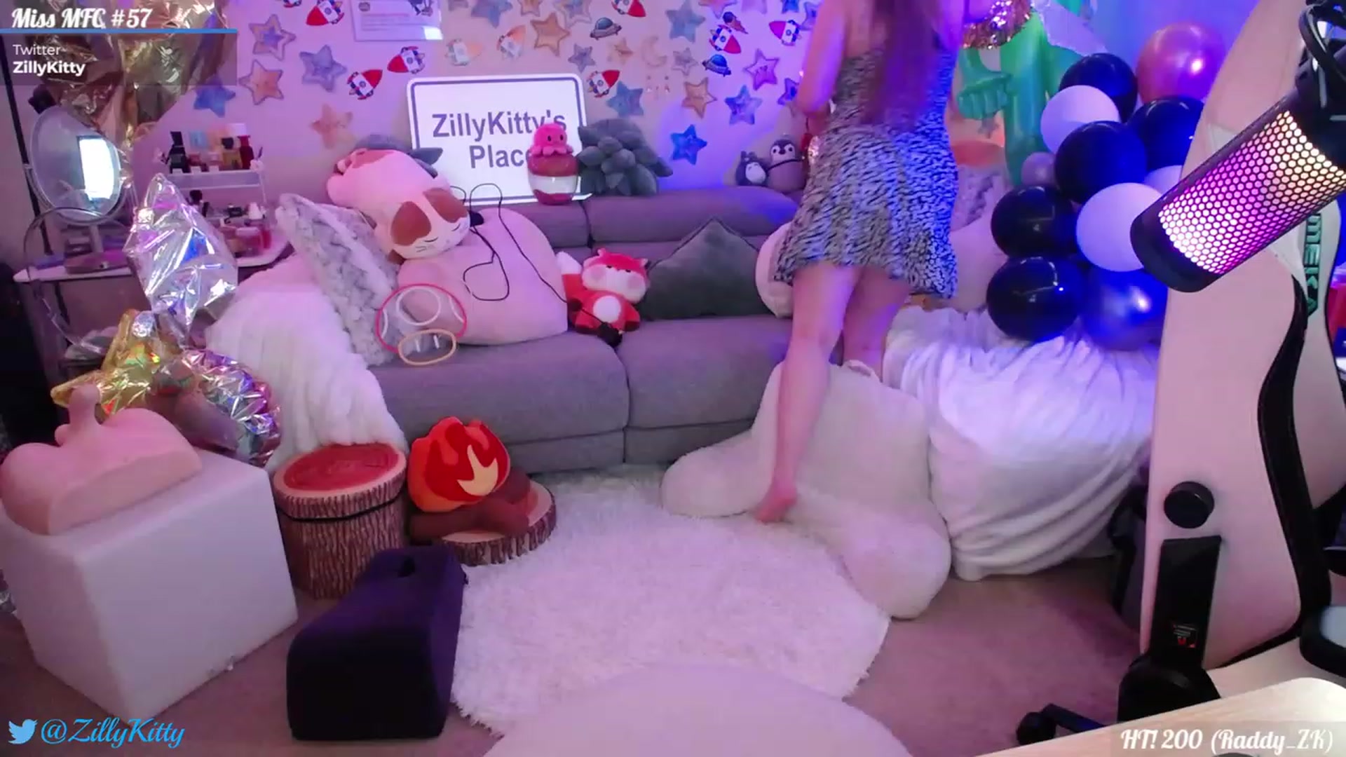 Gallery image thumbnail from ZillyKitty's myfreecams stream on, 07/31/2023, 22:07 image 4 of 20