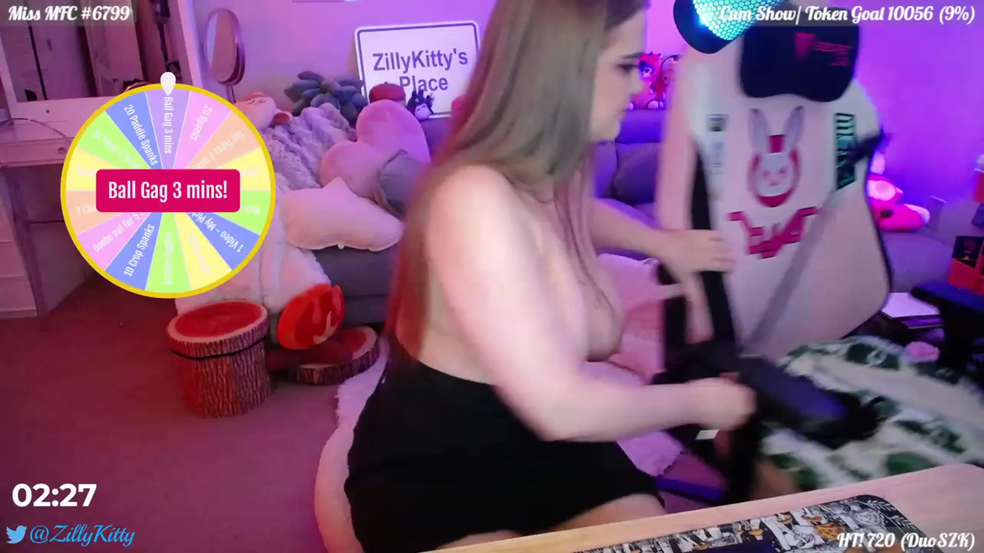 Gallery image thumbnail from ZillyKitty's myfreecams stream on, 08/15/2023, 19:54 image 17 of 20