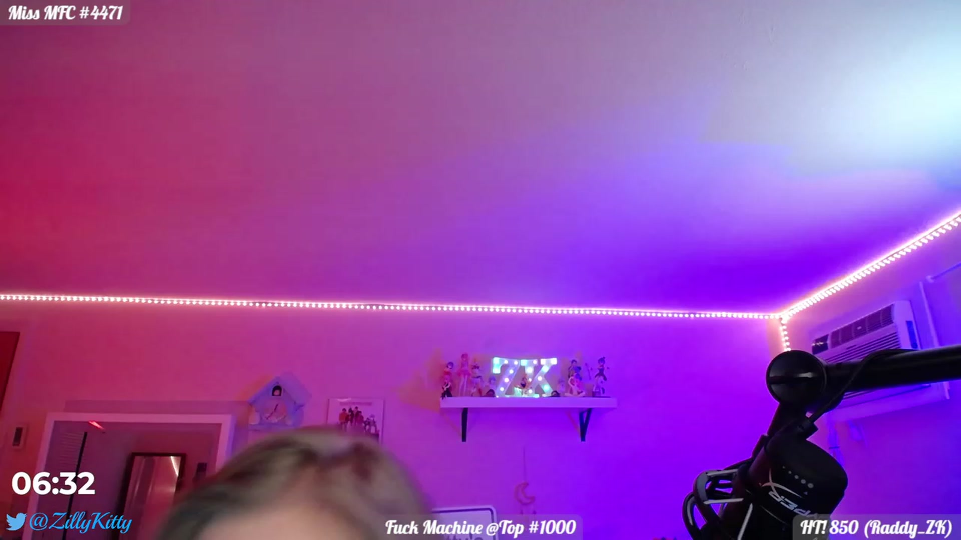 Gallery image thumbnail from ZillyKitty's myfreecams stream on, 08/18/2023, 21:13 image 18 of 20