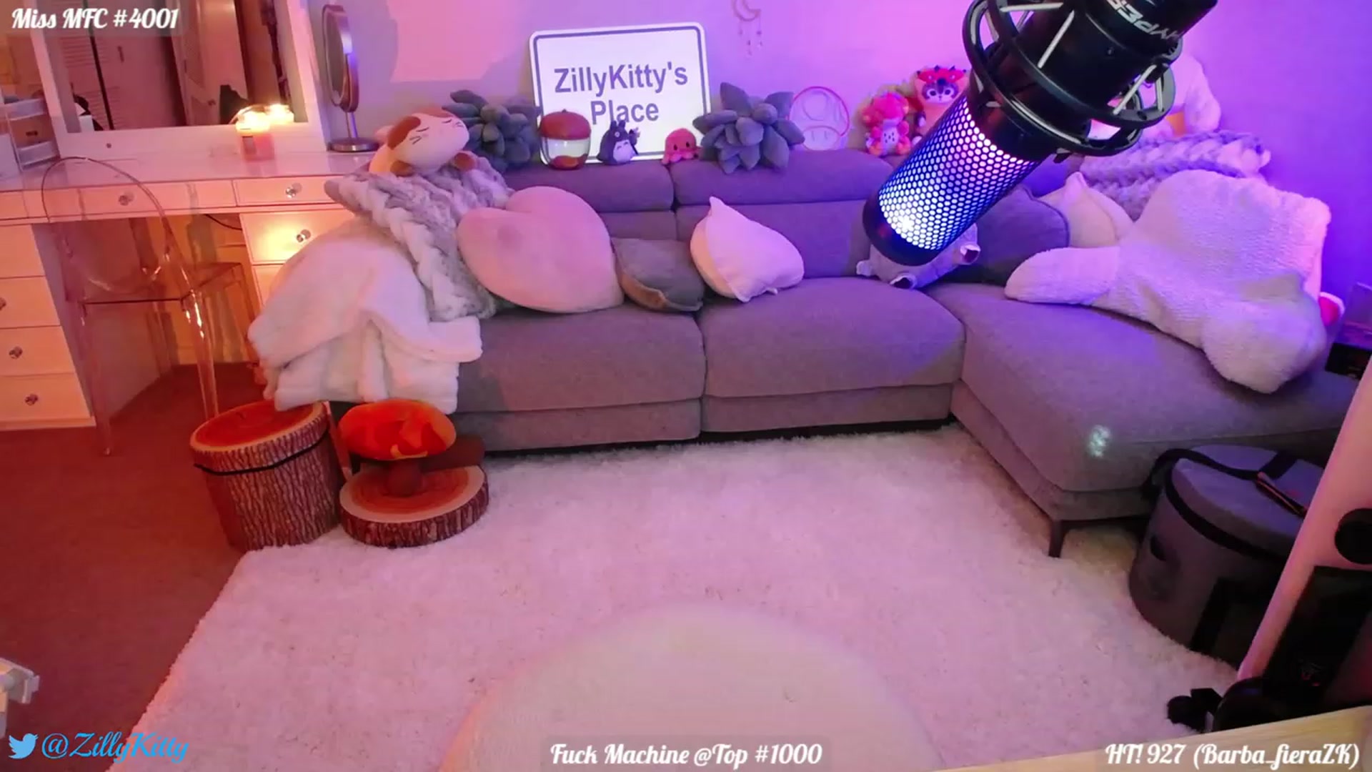 Gallery image thumbnail from ZillyKitty's myfreecams stream on, 08/18/2023, 22:12 image 4 of 20