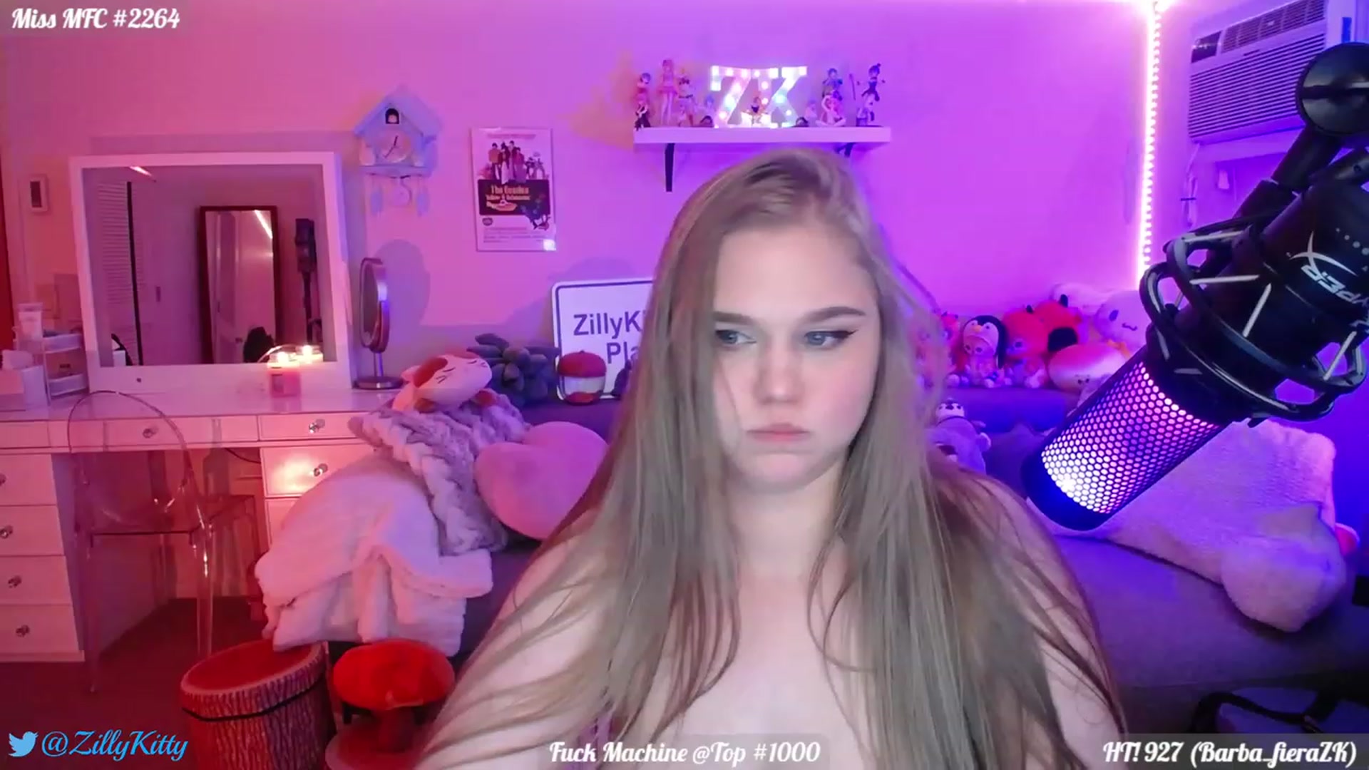 Gallery image thumbnail from ZillyKitty's myfreecams stream on, 08/18/2023, 23:13 image 7 of 20