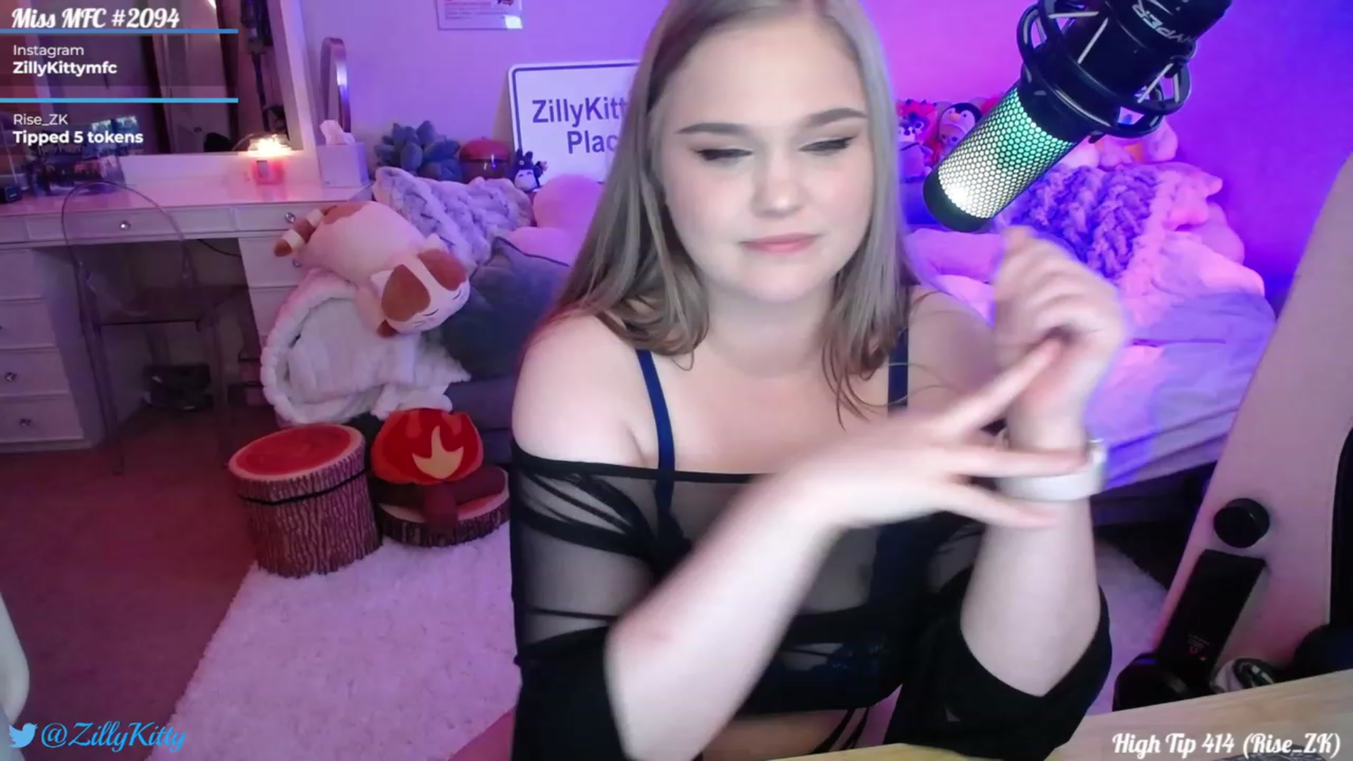 Gallery image thumbnail from ZillyKitty's myfreecams stream on, 08/30/2023, 22:51 image 5 of 20