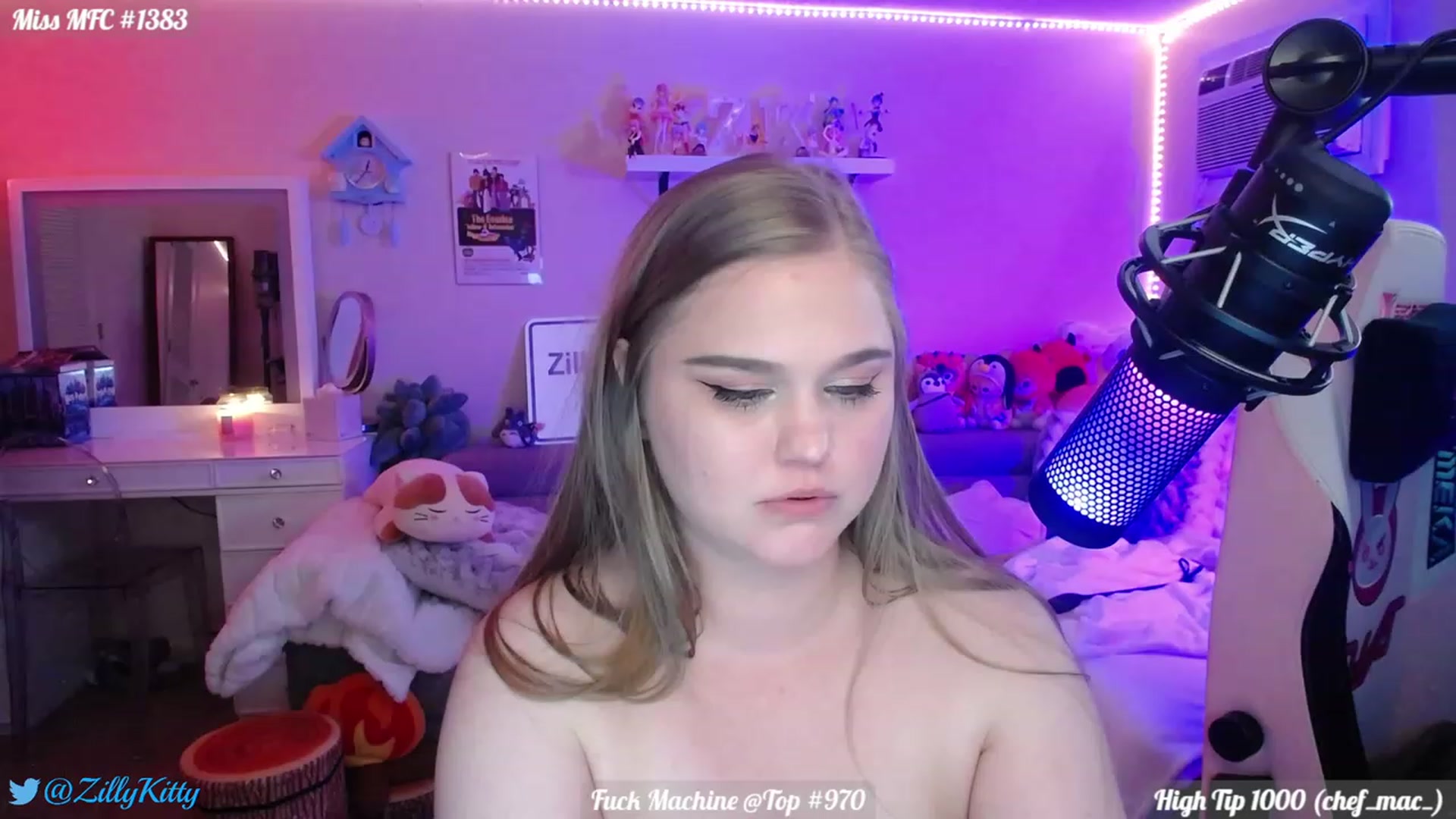 Gallery image thumbnail from ZillyKitty's myfreecams stream on, 09/01/2023, 02:05 image 14 of 20