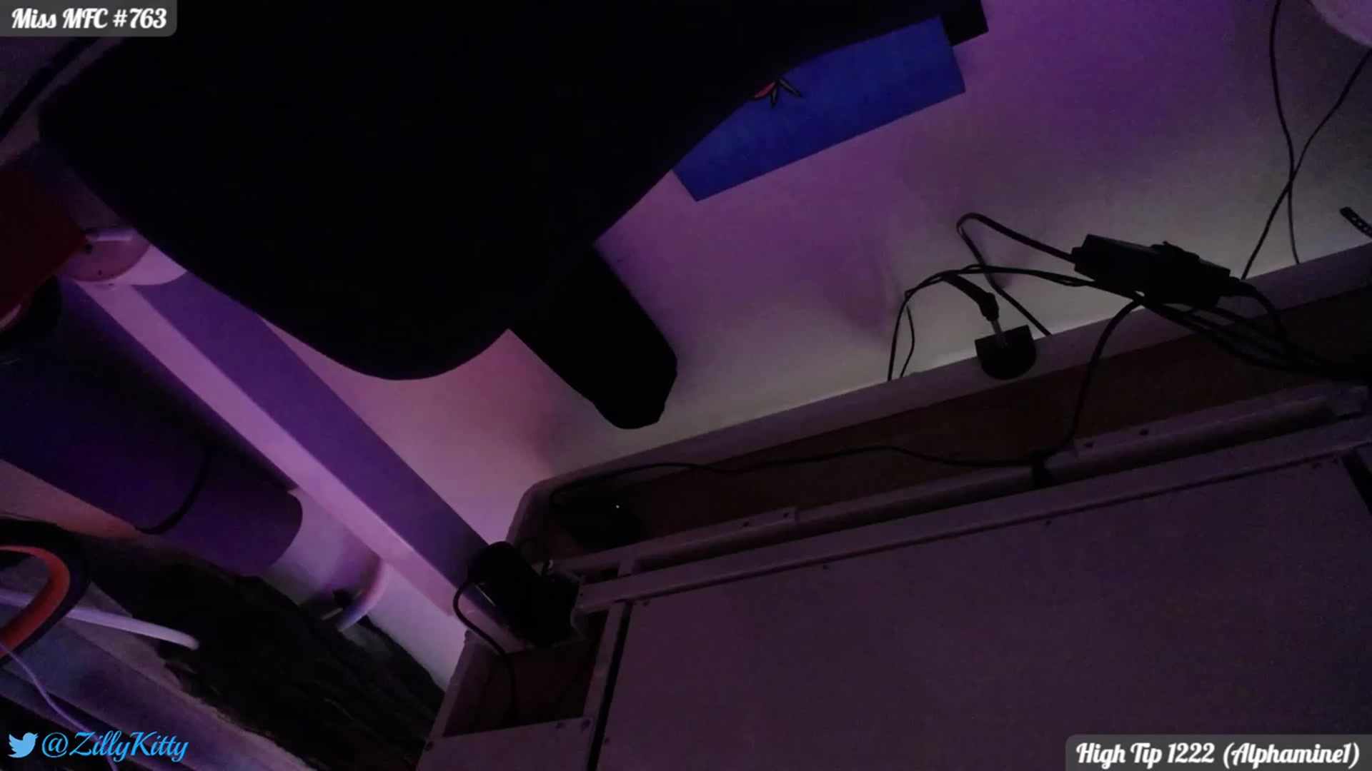 Gallery image thumbnail from ZillyKitty's myfreecams stream on, 09/29/2023, 02:50 image 10 of 20