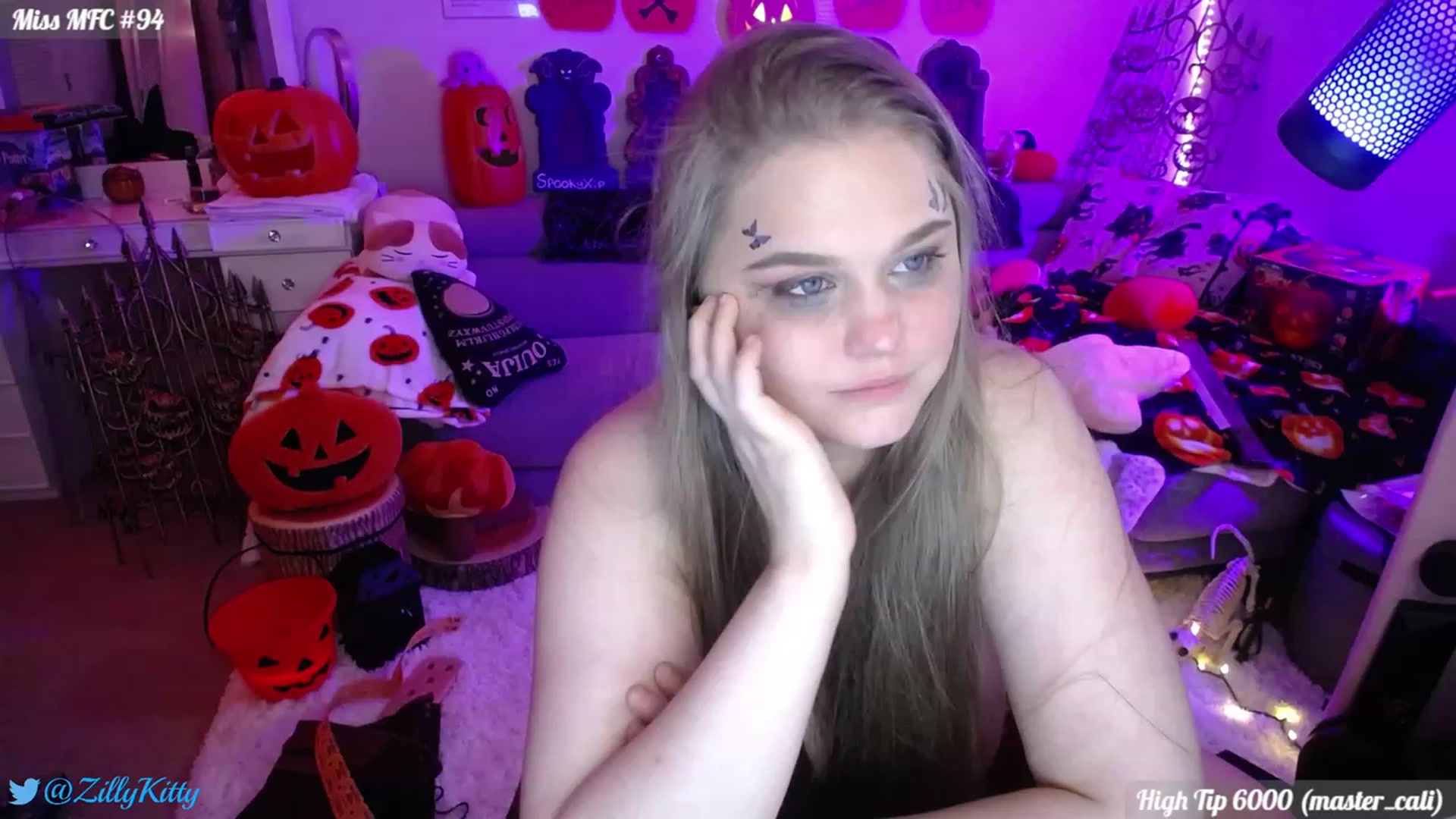 Gallery image thumbnail from ZillyKitty's myfreecams stream on, 10/06/2023, 05:45 image 5 of 20