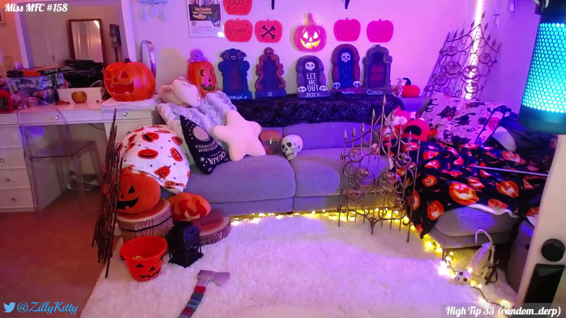 Gallery image thumbnail from ZillyKitty's myfreecams stream on, 10/07/2023, 21:49 image 2 of 20