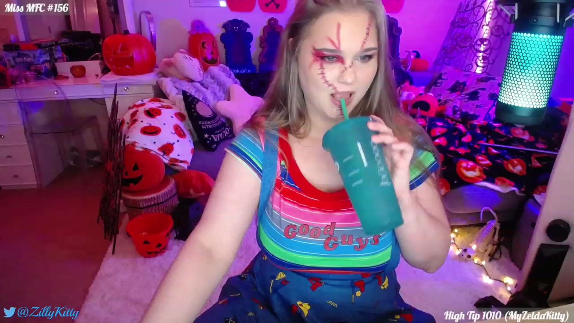 Gallery image thumbnail from ZillyKitty's myfreecams stream on, 10/07/2023, 22:07 image 8 of 20