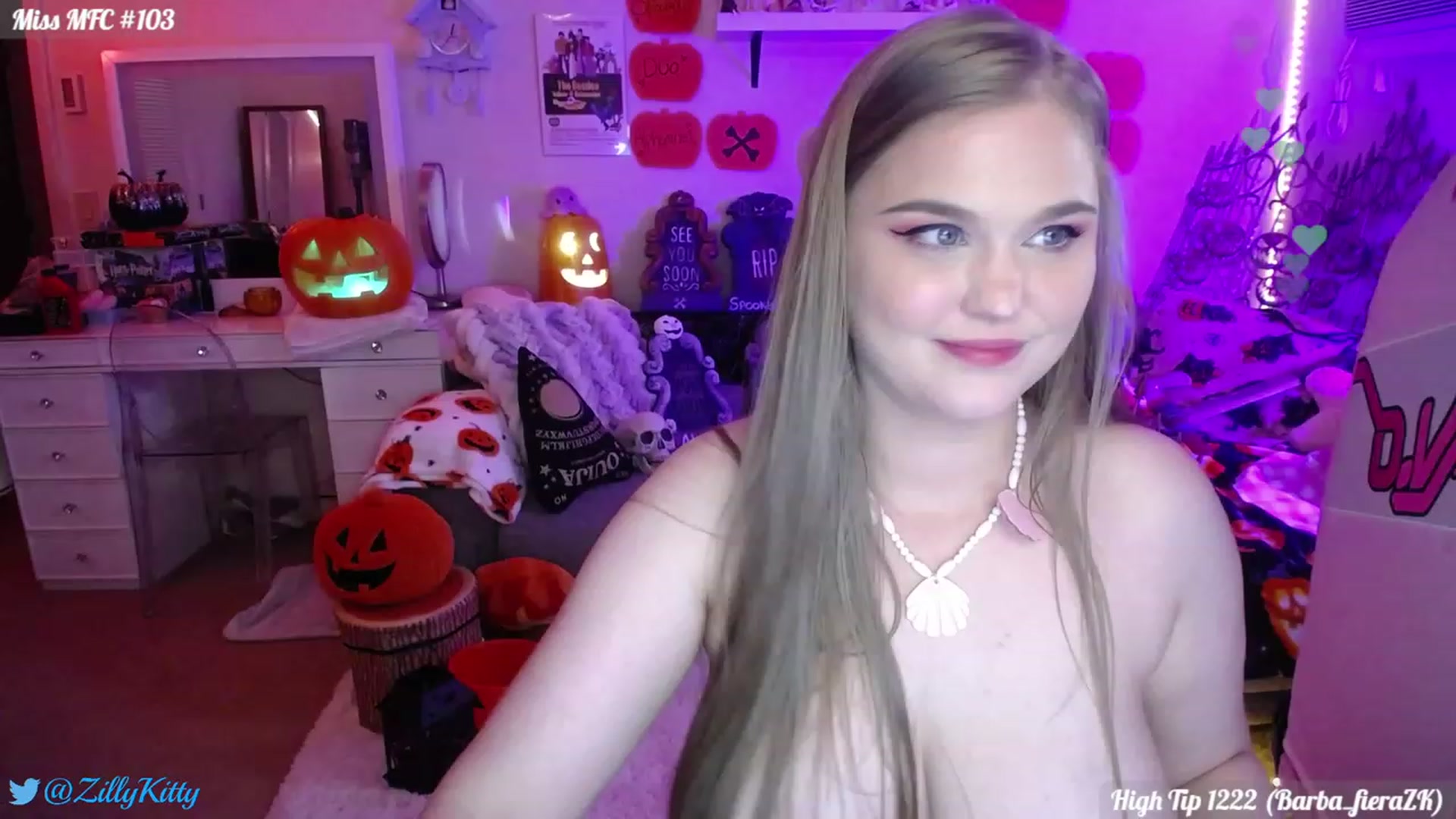 Gallery image thumbnail from ZillyKitty's myfreecams stream on, 10/10/2023, 01:54 image 16 of 20