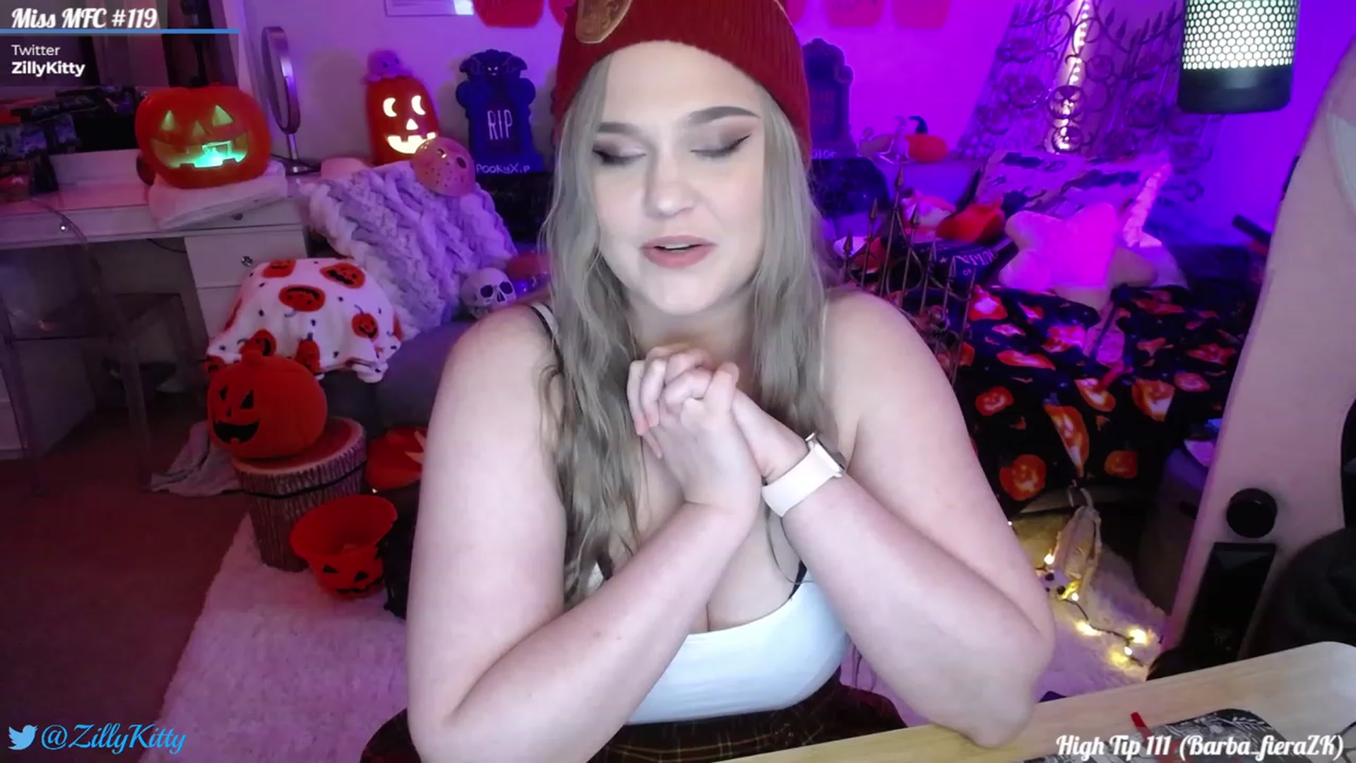 Gallery image thumbnail from ZillyKitty's myfreecams stream on, 10/12/2023, 23:10 image 8 of 20