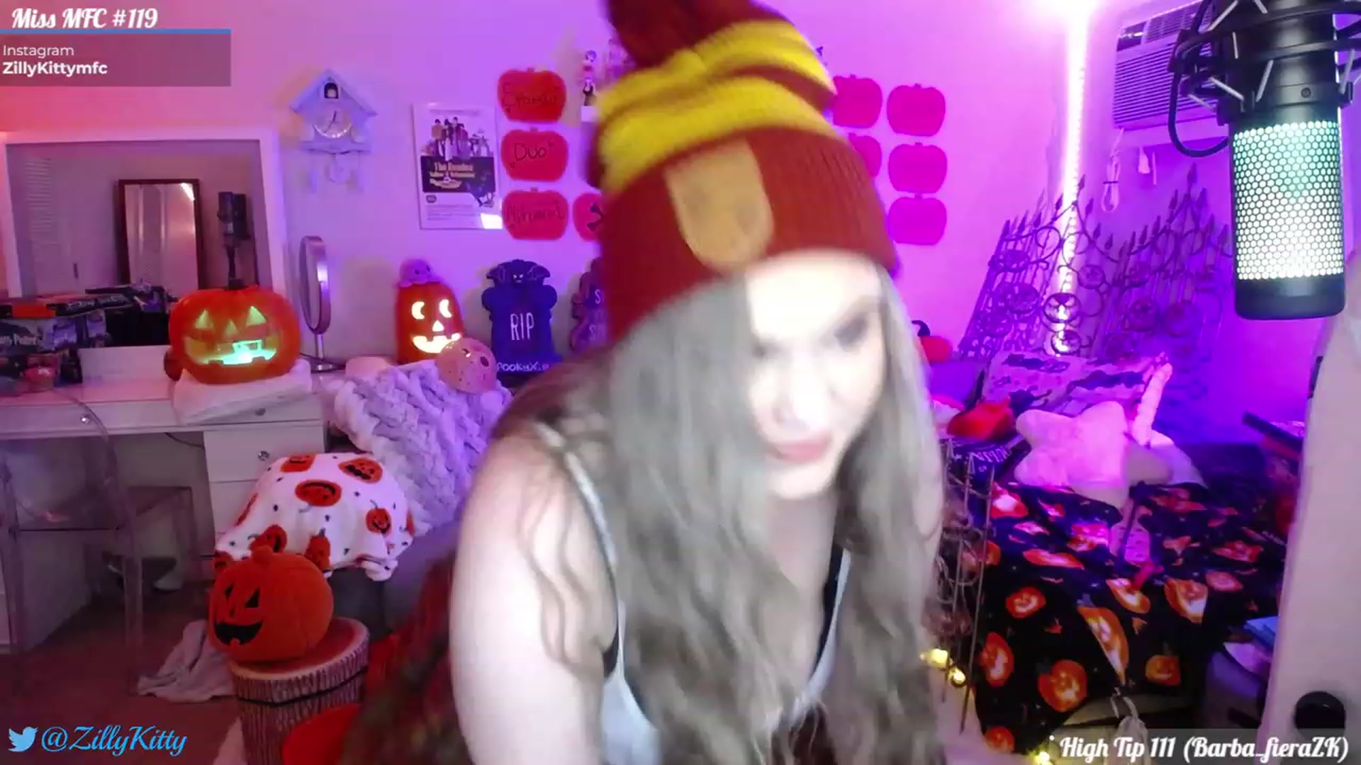Gallery image thumbnail from ZillyKitty's myfreecams stream on, 10/12/2023, 23:10 image 9 of 20