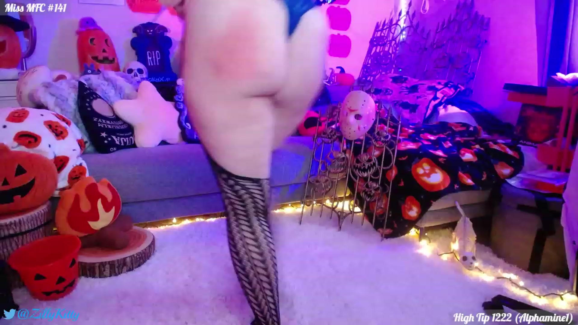 Gallery image thumbnail from ZillyKitty's myfreecams stream on, 10/20/2023, 24:04 image 13 of 20