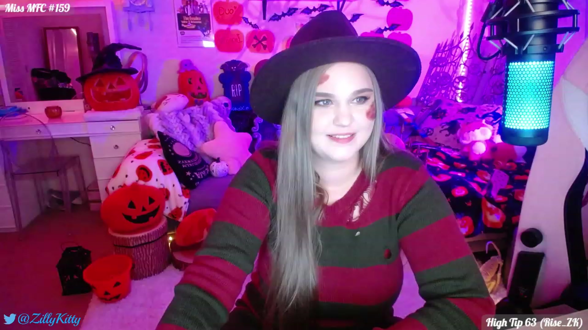 Gallery image thumbnail from ZillyKitty's myfreecams stream on, 10/21/2023, 22:48 image 10 of 20