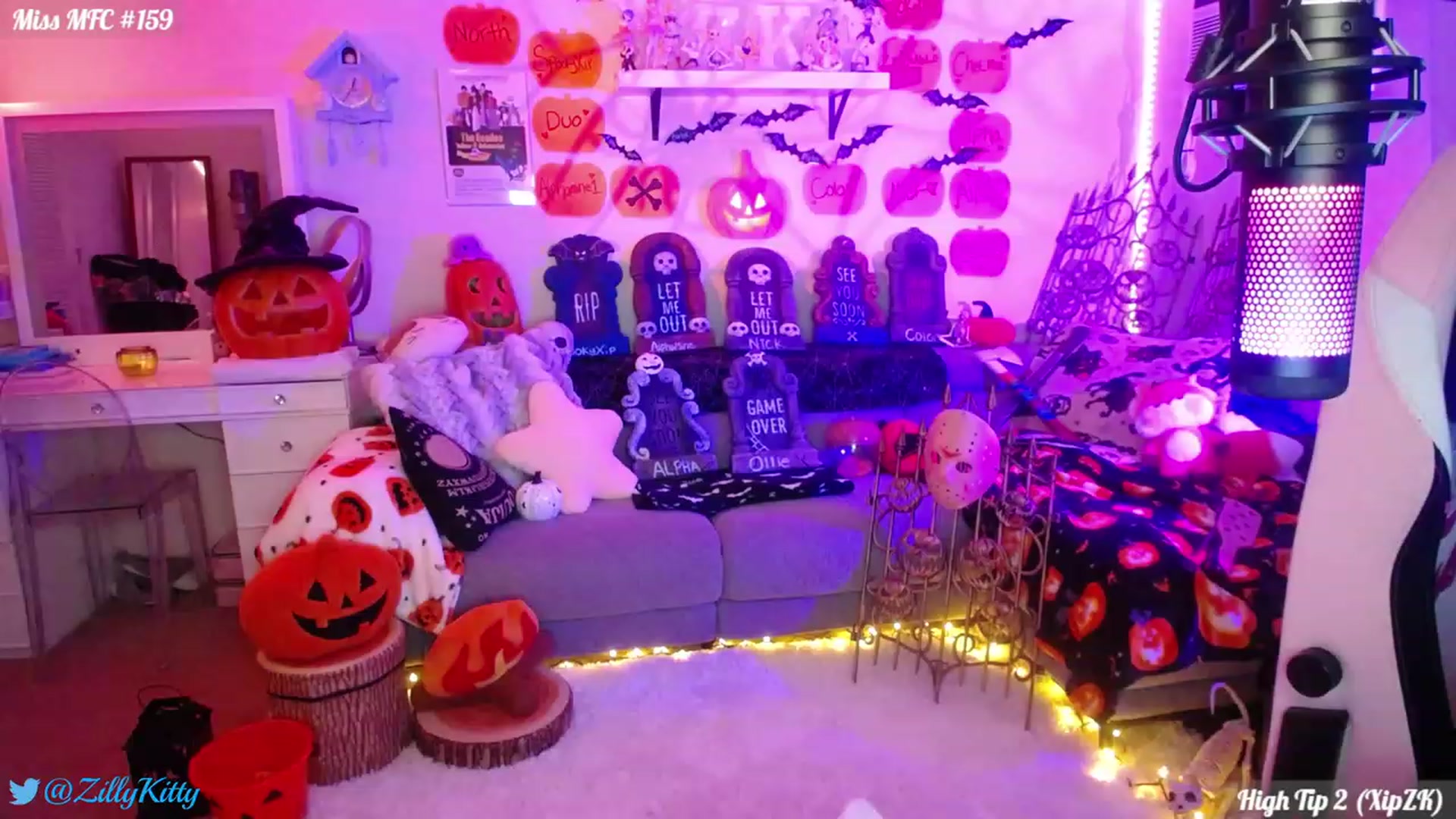 Gallery image thumbnail from ZillyKitty's myfreecams stream on, 10/21/2023, 22:48 image 5 of 20